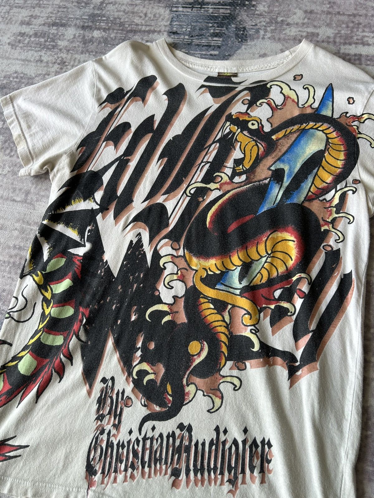 Ed Hardy Y2k Ed Hardy Overprint Snakes Tshirt Size US S / EU 44-46 / 1 - 3 Thumbnail