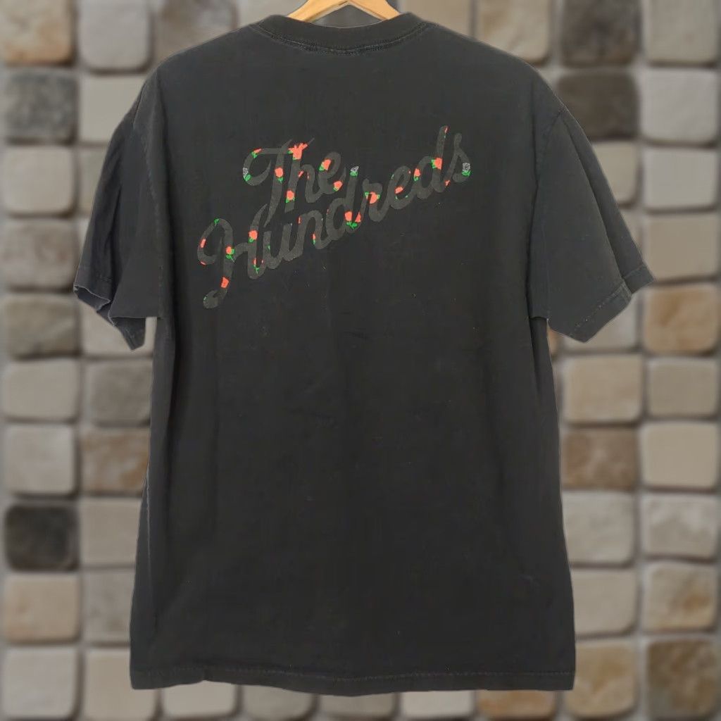 Vintage VINTAGE The Hundreds Shirt Men L Black Red Roses Streetwear Graphic Magazine Rose Size US L / EU 52-54 / 3 - 1 Thumbnail