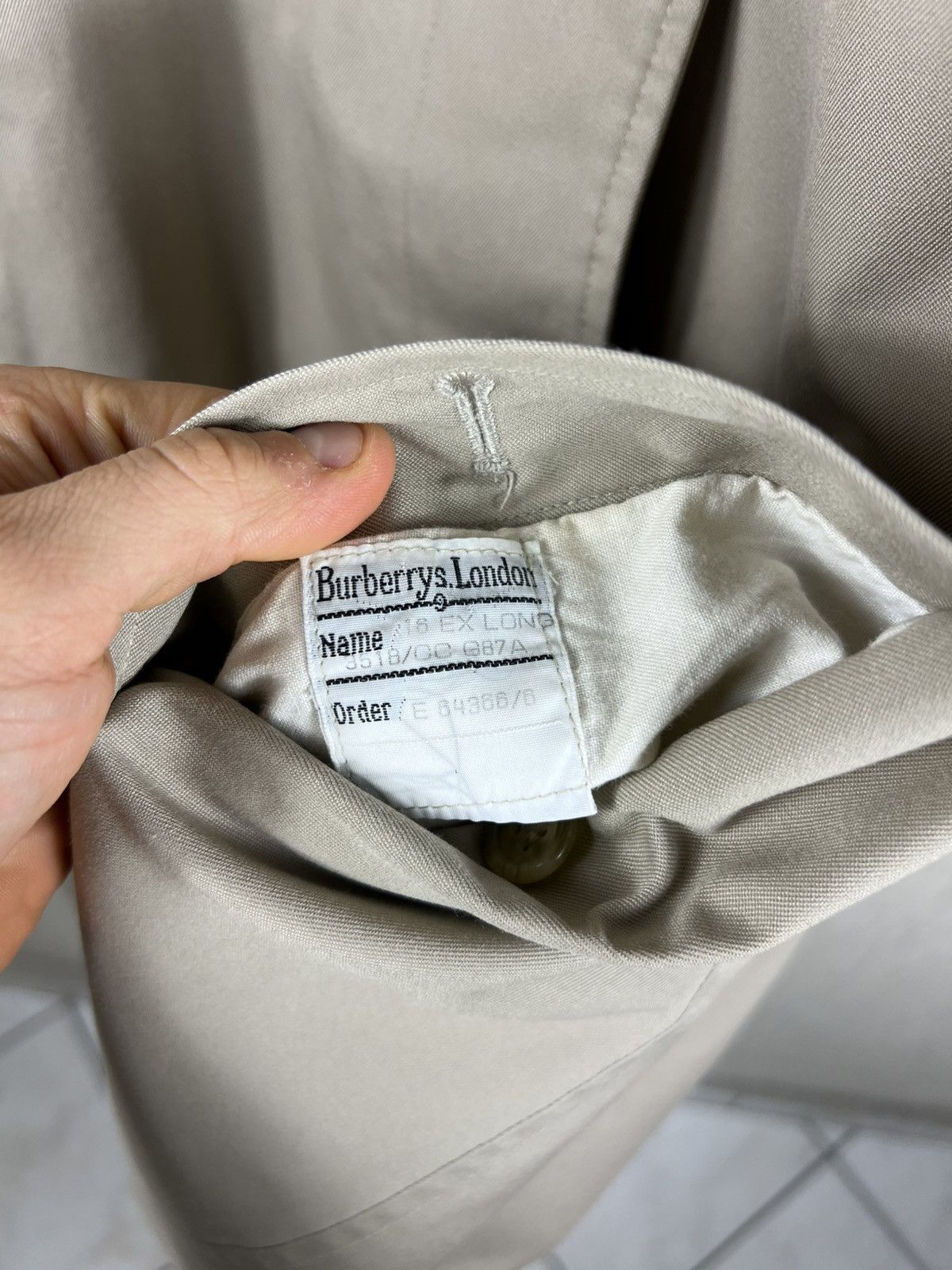 Burberry Vintage Burberrys London long trench coat parka nova checked Size US L / EU 52-54 / 3 - 20 Thumbnail