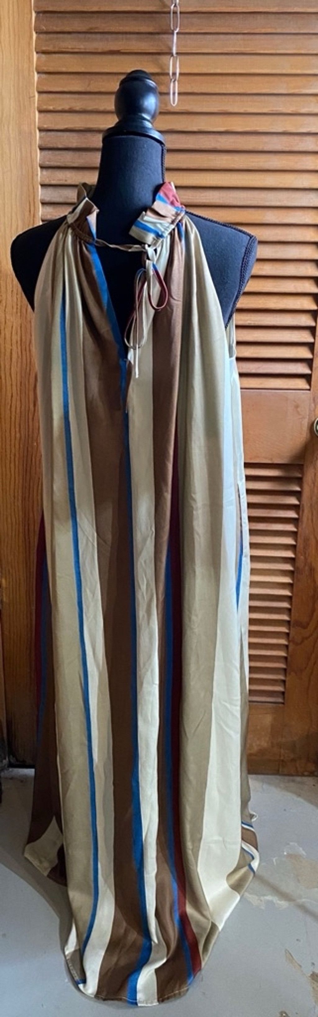 Banana Republic Banana Republic Sleeveless Halter Trapeze Maxi Dress Size S Size S / US 4 / IT 40 - 3 Thumbnail