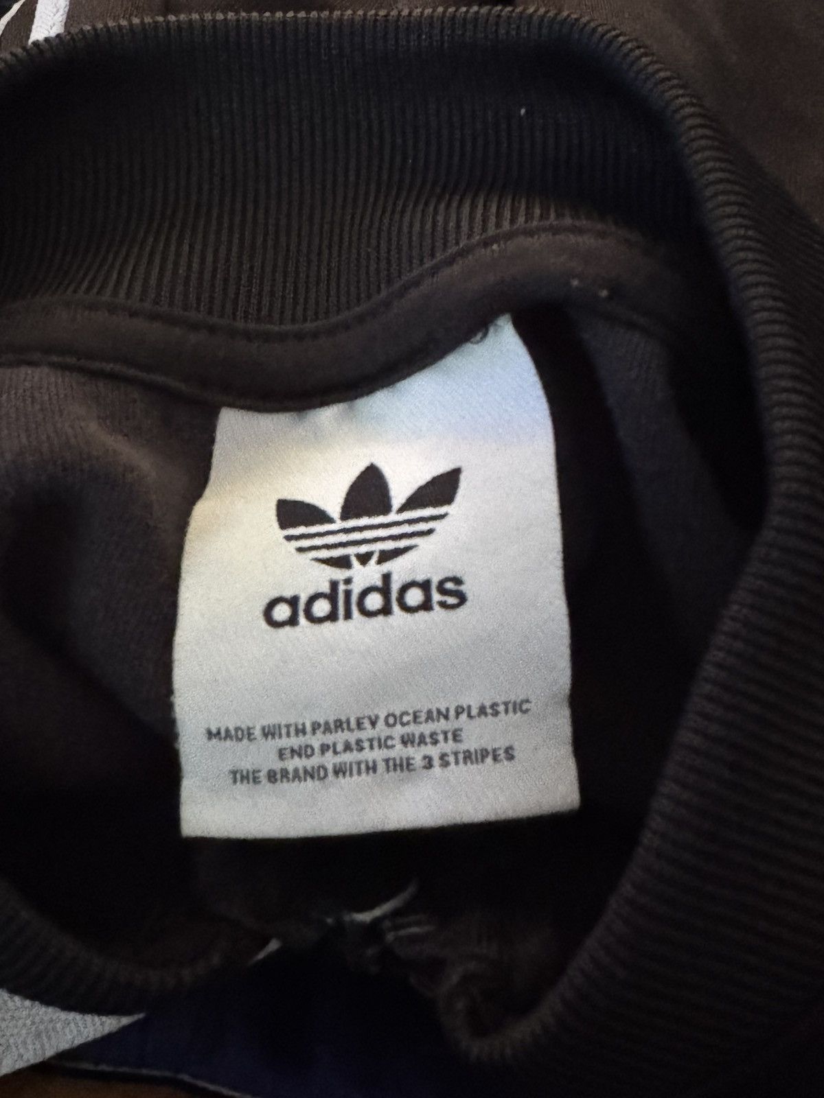 Adidas Black Adidas joggers with white stripes Size US 32 / EU 48 - 3 Thumbnail