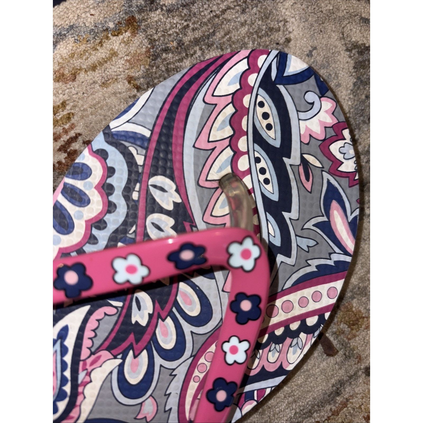 Vera Bradley Vera Bradley Paisley Flip Flops Pink/Navy Women’s Size 7-8 Size US 7 / IT 37 - 4 Thumbnail