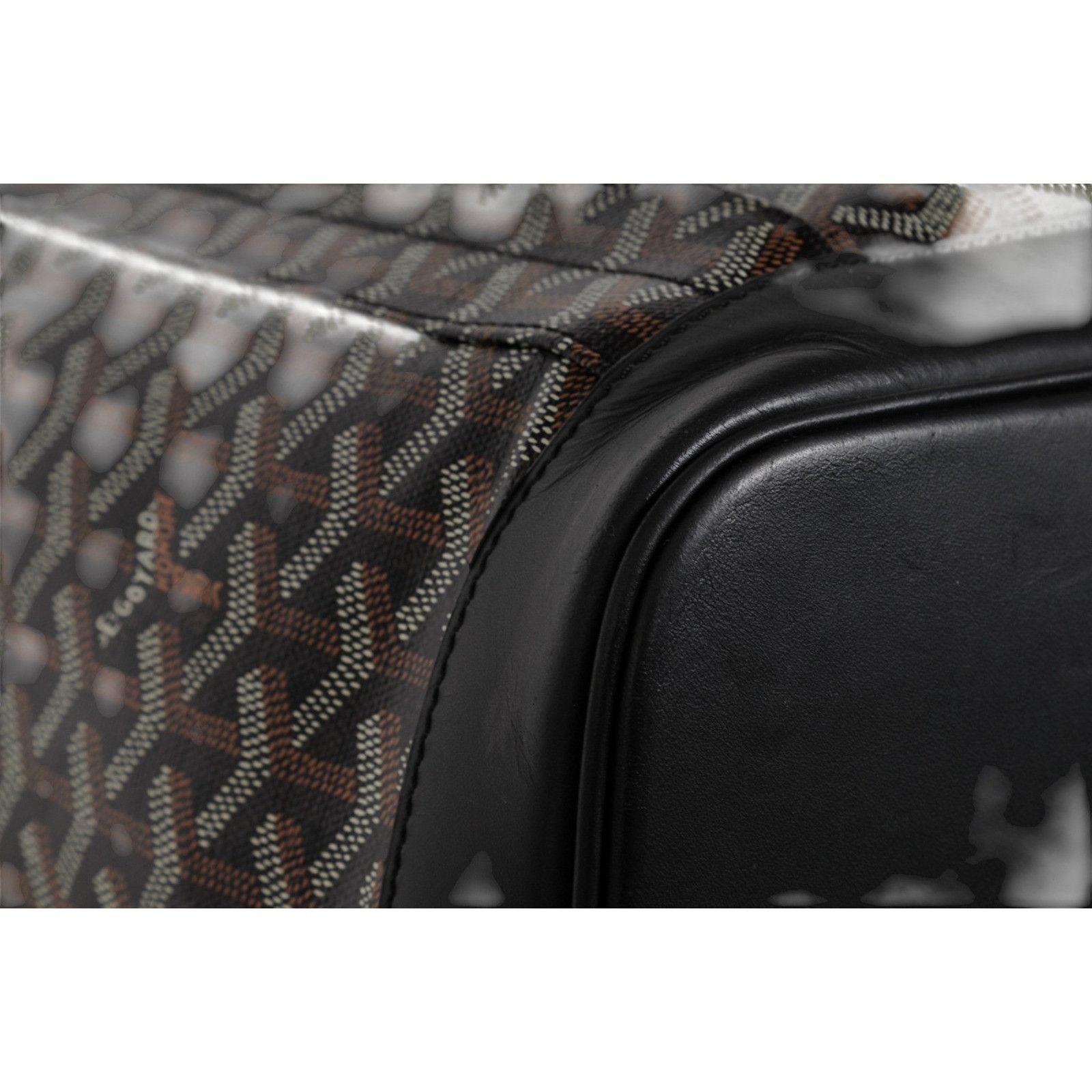 Goyard Alpin MM Backpack Black Leather Drawstring Strap Size ONE SIZE - 14 Thumbnail