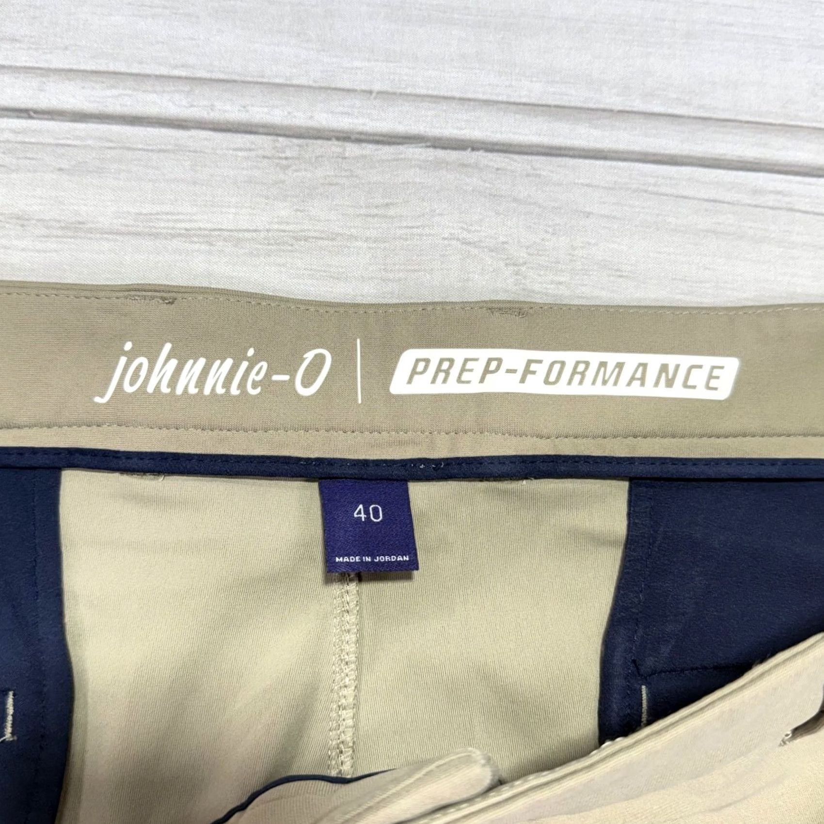 johnnie-O johnnie-O Shorts Mens 40 Khaki Chino Golf Prep 9" Inseam Casual Travel Pockets Solid Beige Regular Men Size US 40 / EU 56 - 3 Thumbnail