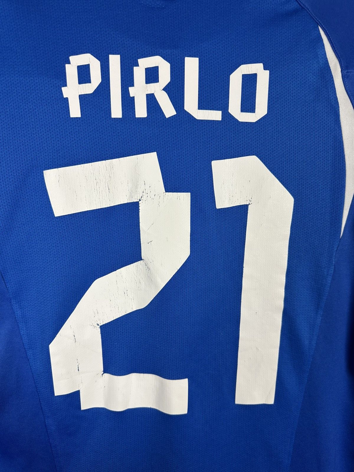 Puma Andrea Pirlo #21 Italy 2010 Football Shirt Soccer Jersey Size US M / EU 48-50 / 2 - 4 Thumbnail