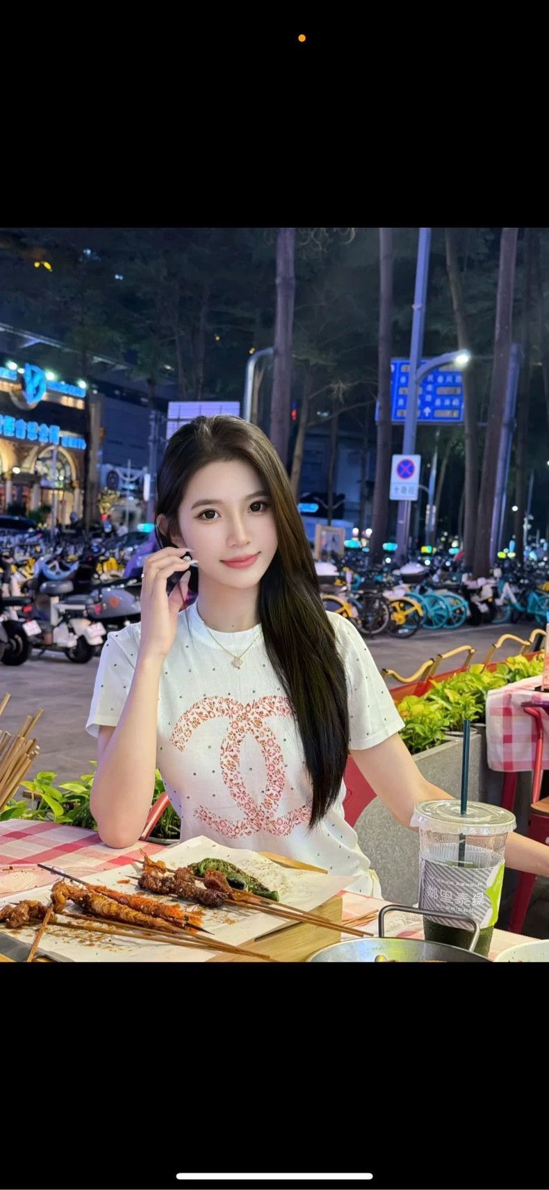 Chanel Chanel White glitter logo short sleeves 2504-Nextarrow Size XXS / US 00 / IT 34 - 5 Thumbnail