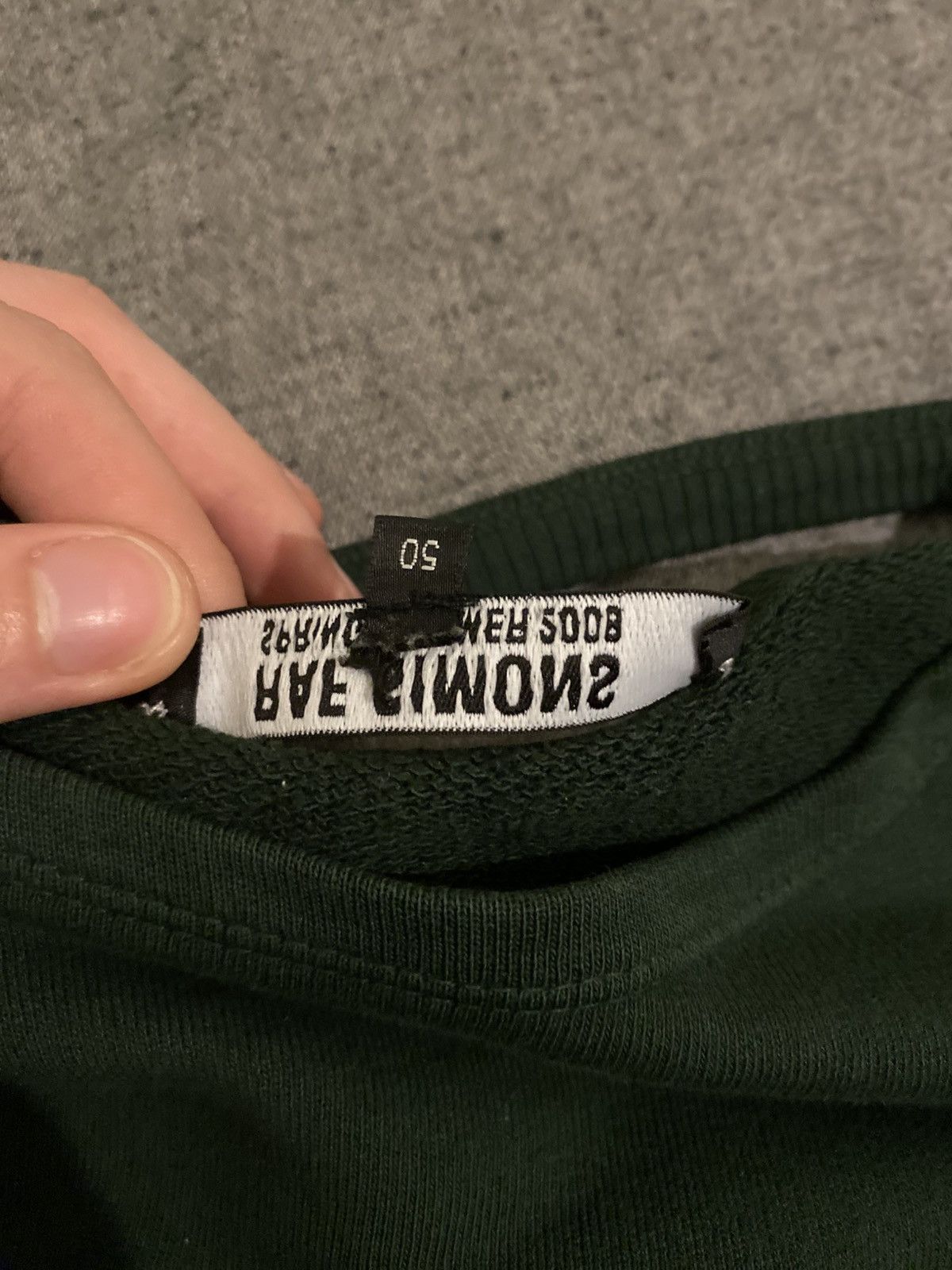 Raf Simons raf simon cut out crew neck ss04 Size US M / EU 48-50 / 2 - 6 Thumbnail