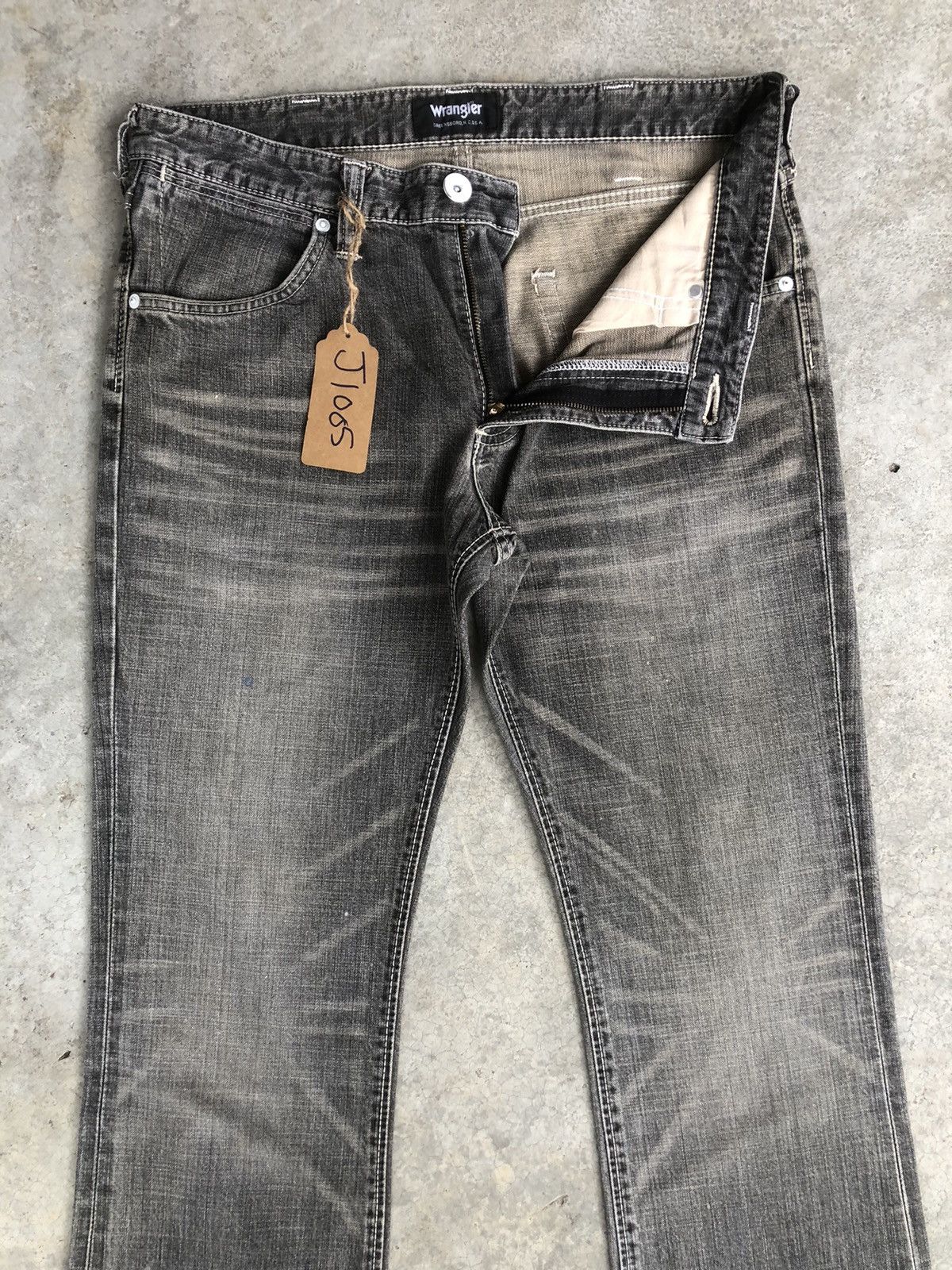 If Six Was Nine Japanese Wrangler Flared Jeans Distressed Size US 33 - 3 Thumbnail