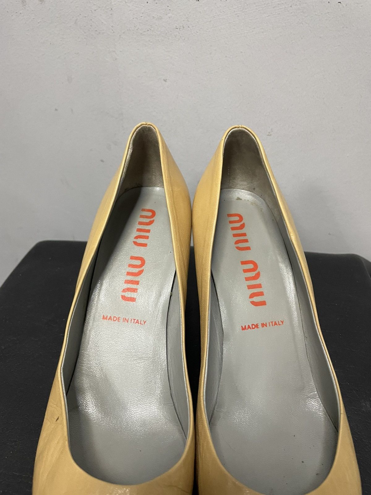 Miu Miu Miu Miu heel beige leather shoes mules y2k Size US 9 / IT 39 - 2 Thumbnail