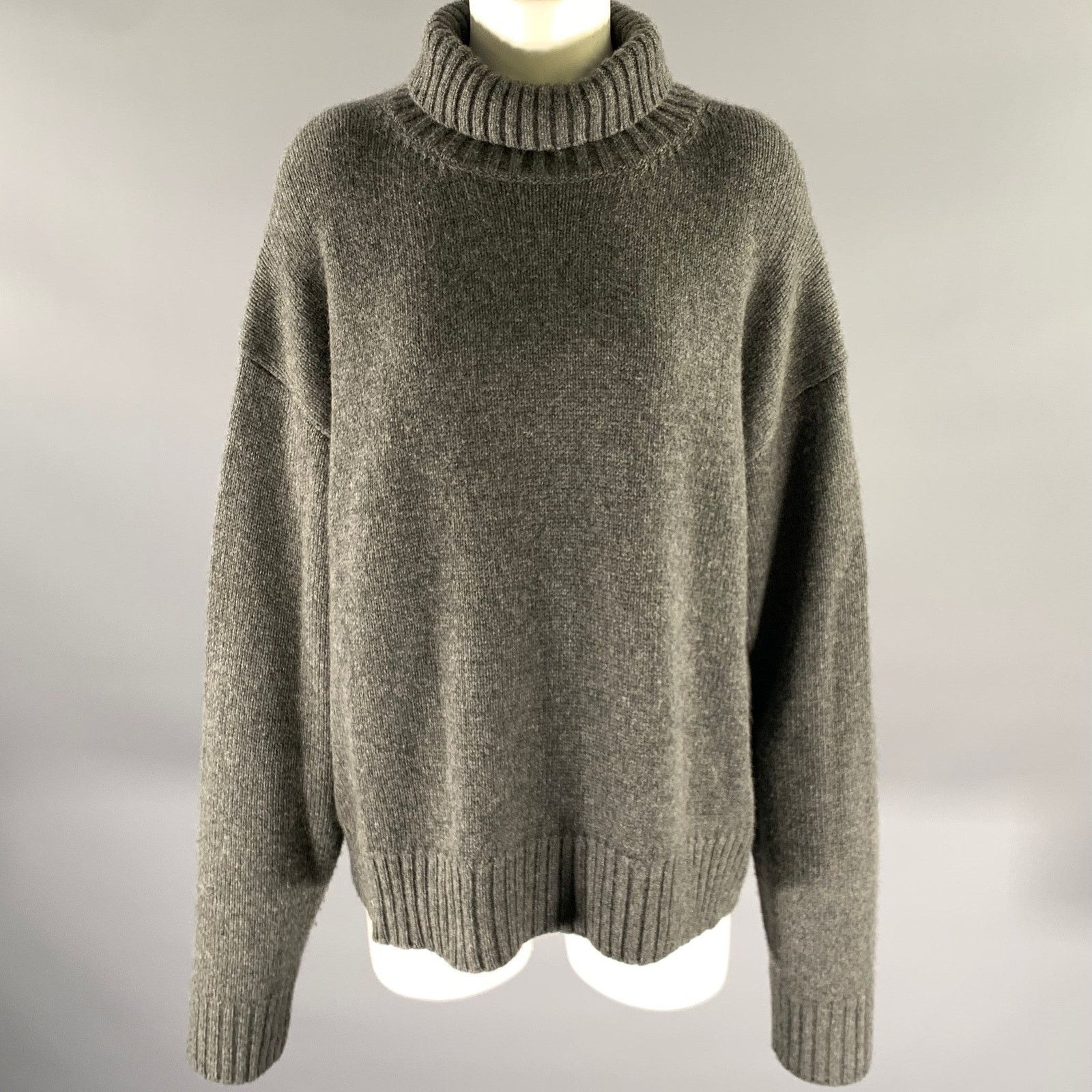 Jil Sander JIL SANDER Size M Grey Cashmere Blend Turtleneck Sweater Size M / US 6-8 / IT 42-44 - 1 Thumbnail