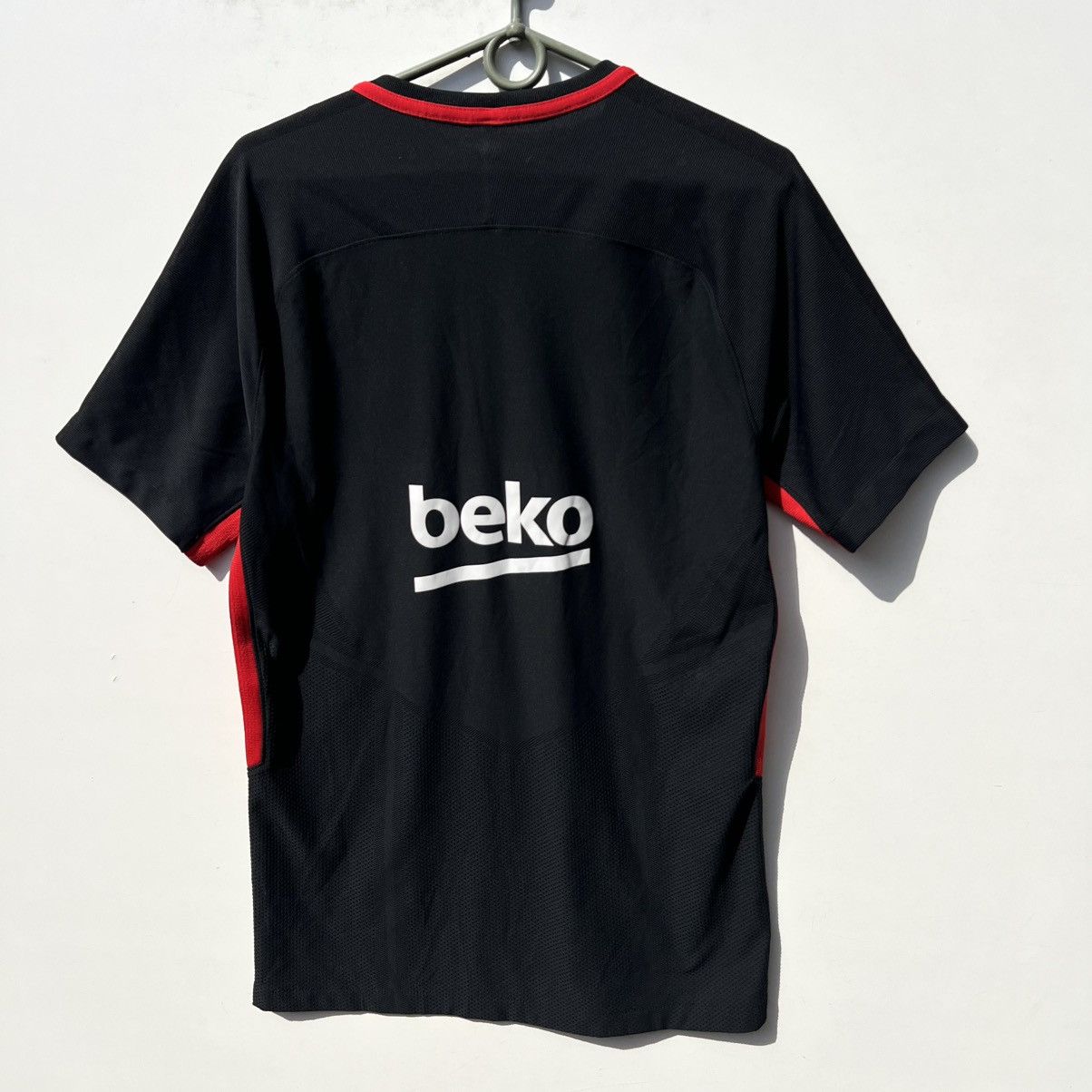 Nike Nike FC Barcelona soccer jersey football t shirt Size US S / EU 44-46 / 1 - 9 Thumbnail