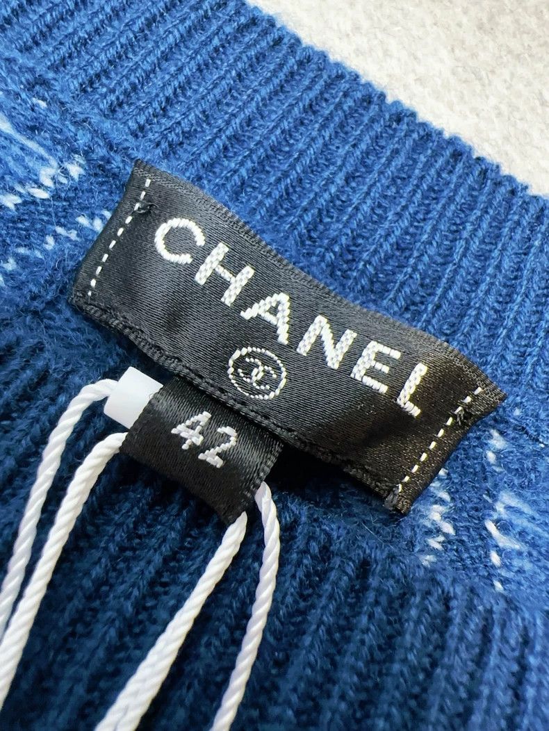 Chanel Chanel 21P navy blue white double C wavy knitted sweater Size M / US 6-8 / IT 42-44 - 8 Thumbnail