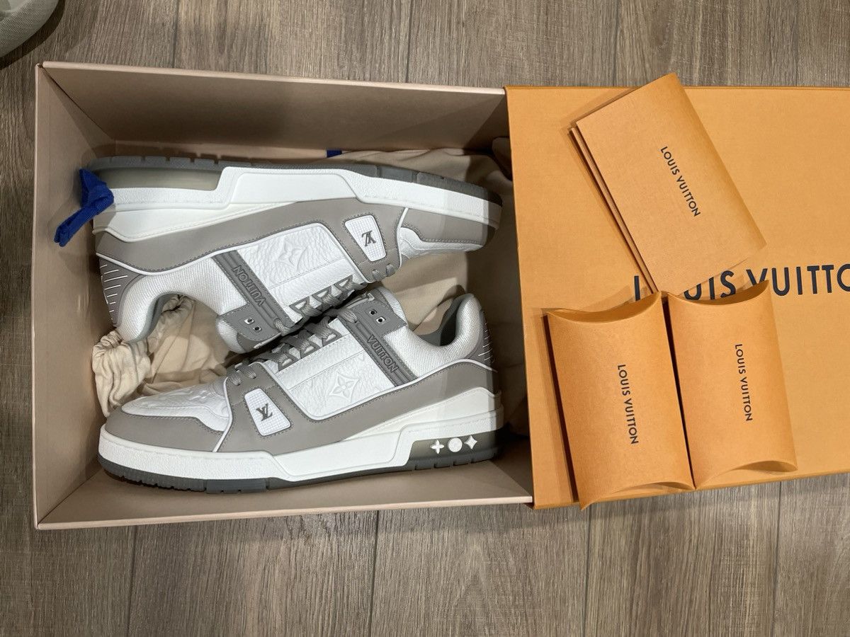 Louis Vuitton × Off-White × Virgil Abloh Louis Vuitton Grey Monogram Sneaker sz 8.5 Size US 8.5 / EU 41-42 - 9 Thumbnail