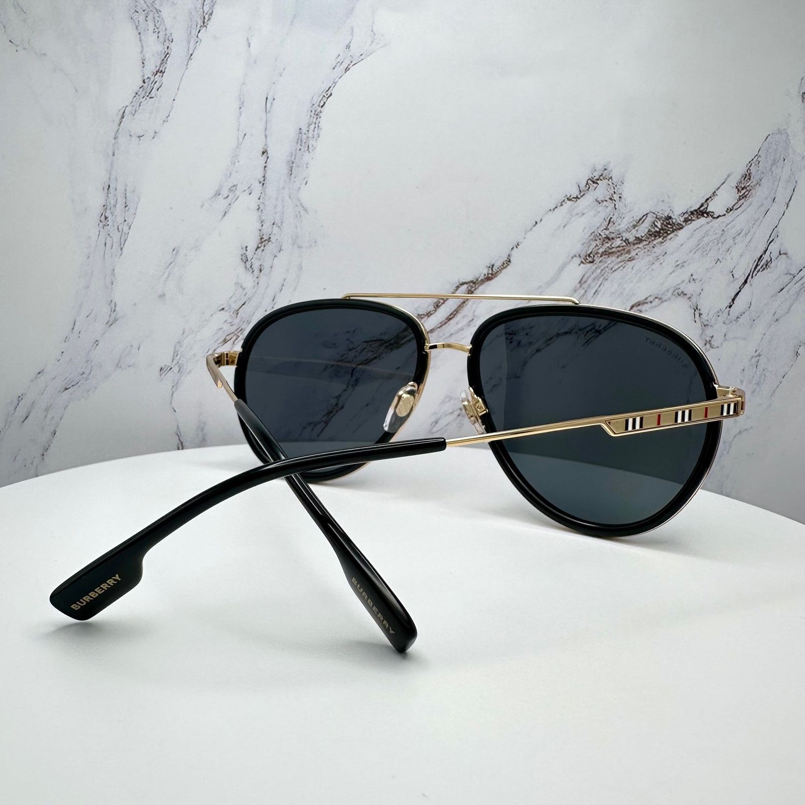 Burberry New Burberry Sunglasses Polarized Gold Black Aviator Size ONE SIZE - 12 Thumbnail