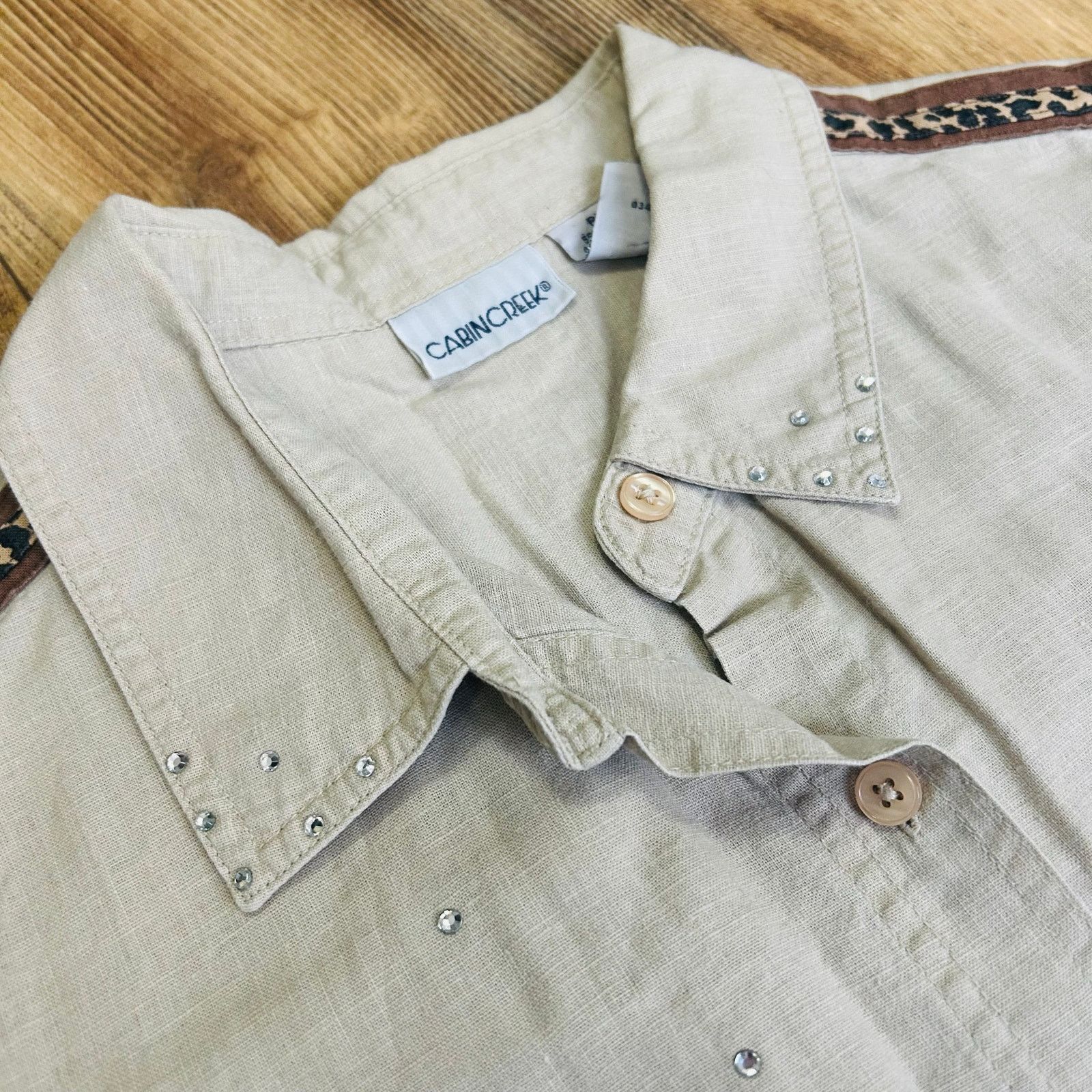 Cabin Creek × Vintage Vintage Safari Shirt Button Up Linen Animal Print Rhinestone Size L / US 10 / IT 46 - 9 Thumbnail