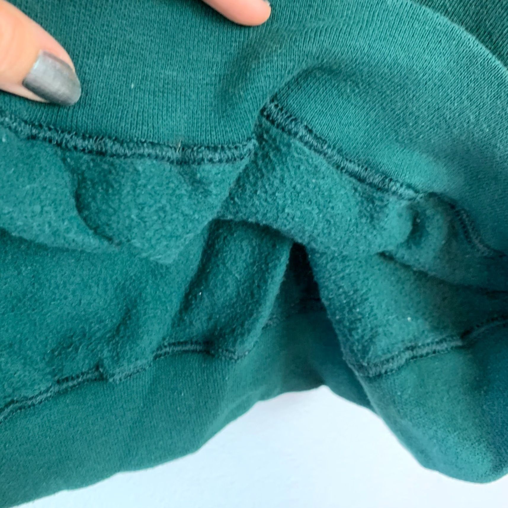 Nike VINTAGE Nike Green Small Swoosh Blank Crew Sweatshirt L Men/Women? Unisex Adults. Size US L / EU 52-54 / 3 - 3 Thumbnail