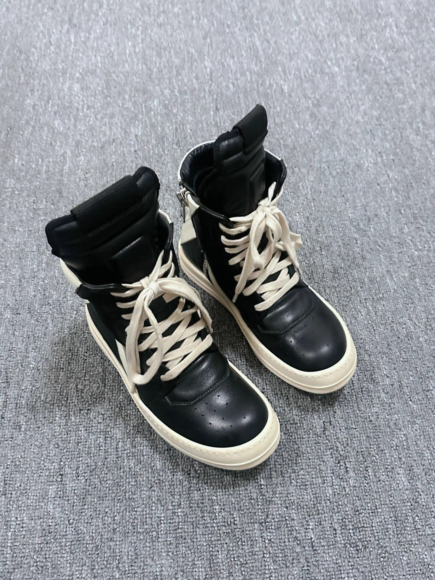 Rick Owens Rick Owens mainline Reverse Triangle sneakers Size US 5.5 / IT 35.5 - 1 Thumbnail