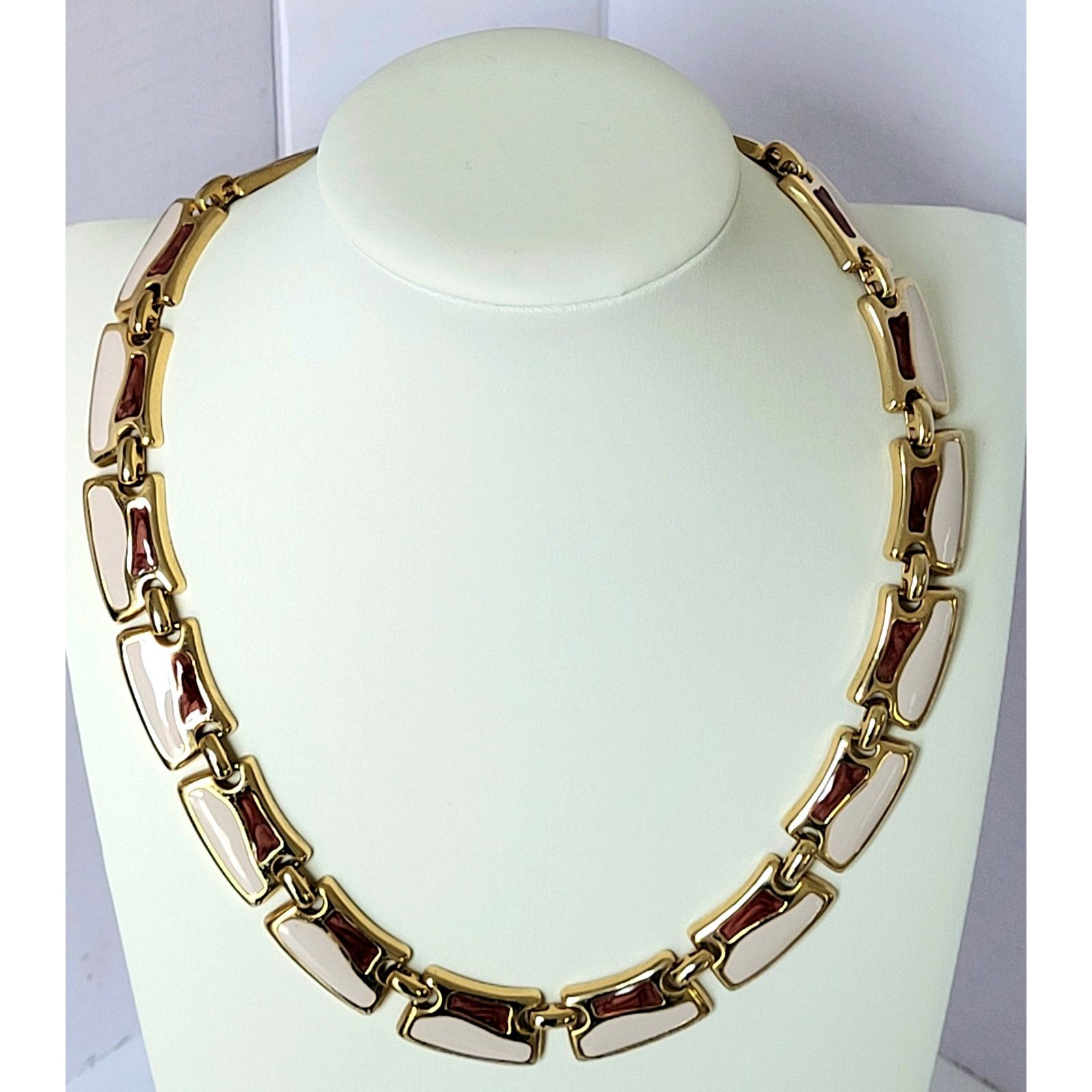 & Other Stories Chic Pink & Red Enamel & Gold Link Statement Necklace Size ONE SIZE - 1 Thumbnail