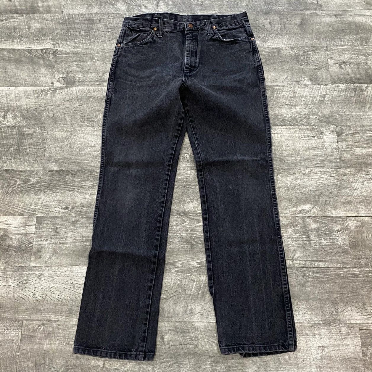 Wrangler Wrangler Black Denim jeans men size: 35x34 Size US 35 - 2 Thumbnail