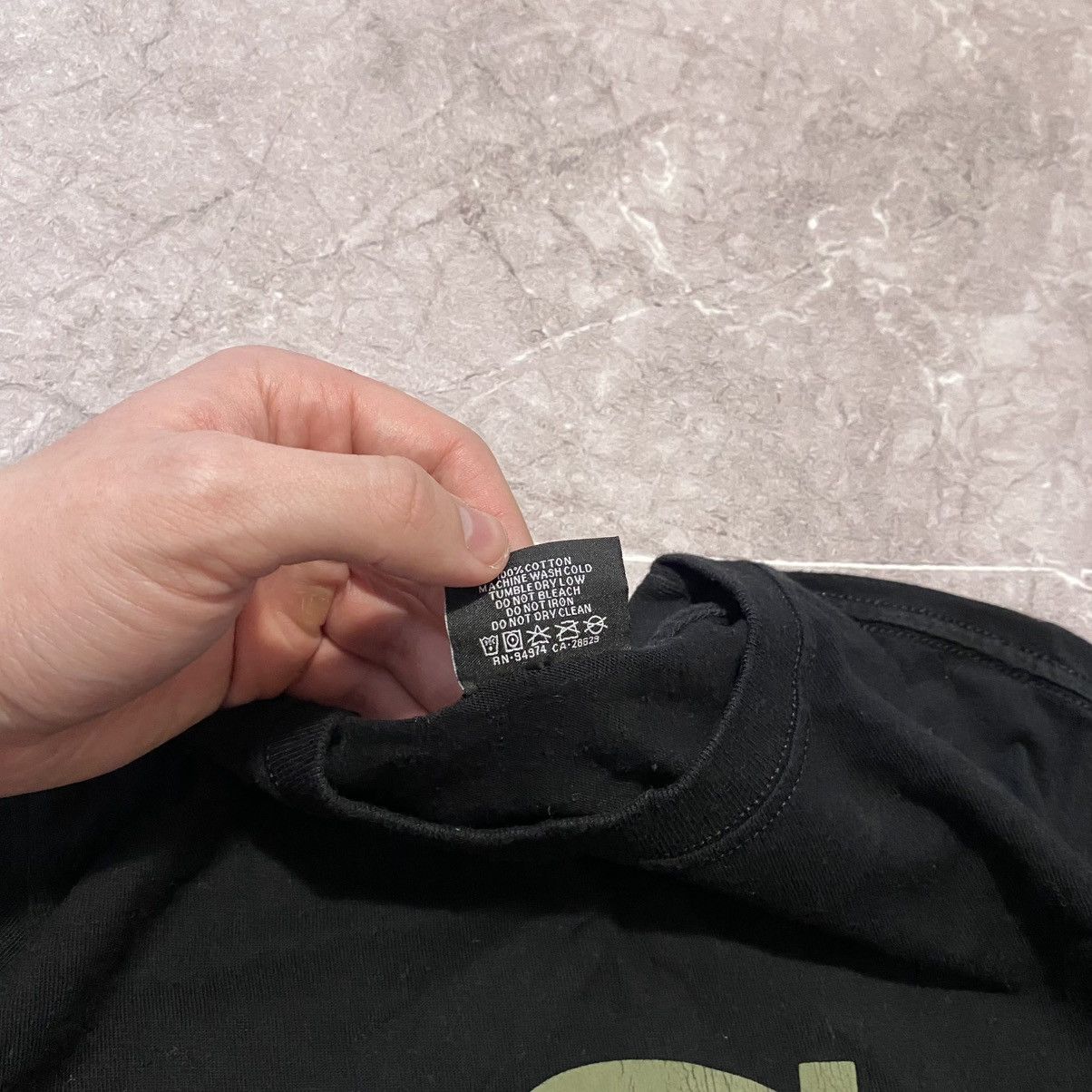 Stussy × Vintage VINTAGE STUSSY CENTER LOGO TEE STREETWEAR Size US M / EU 48-50 / 2 - 7 Thumbnail