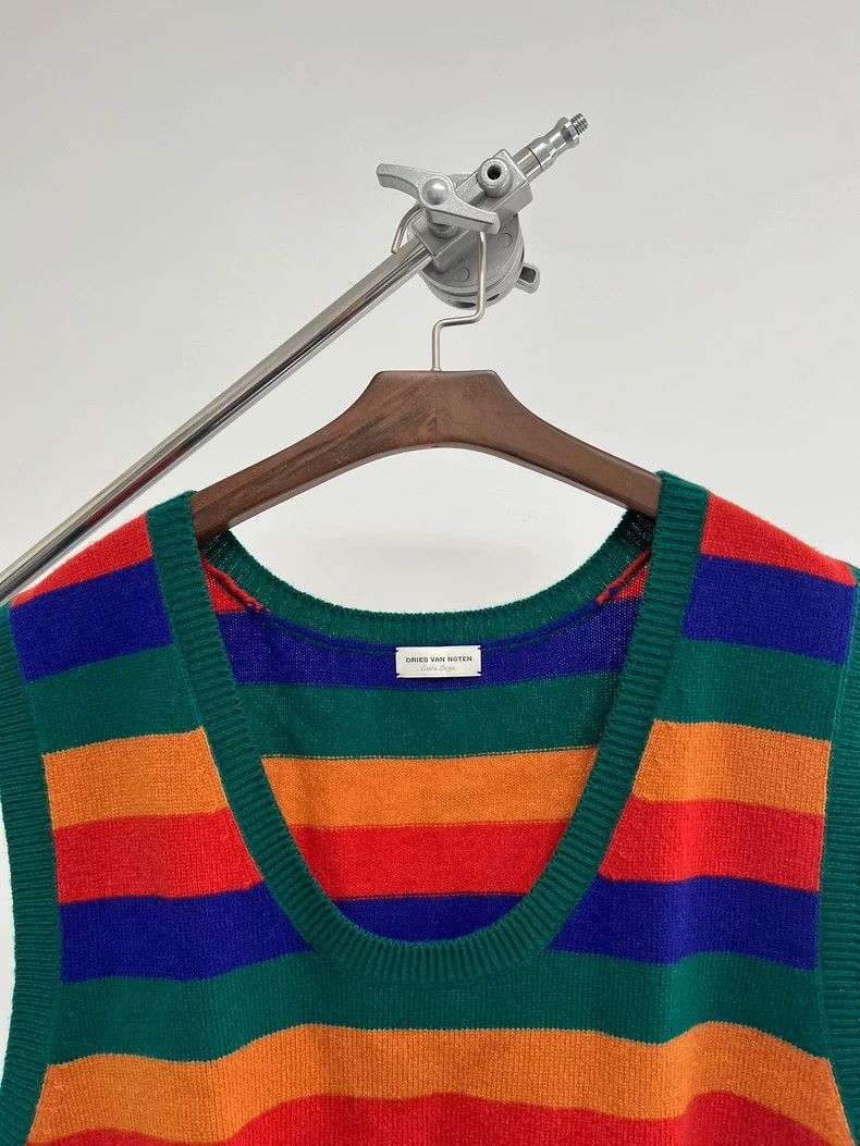 Dries Van Noten dries van noten Coloured knitted waistcoat vest Size US XL / EU 56 / 4 - 3 Thumbnail