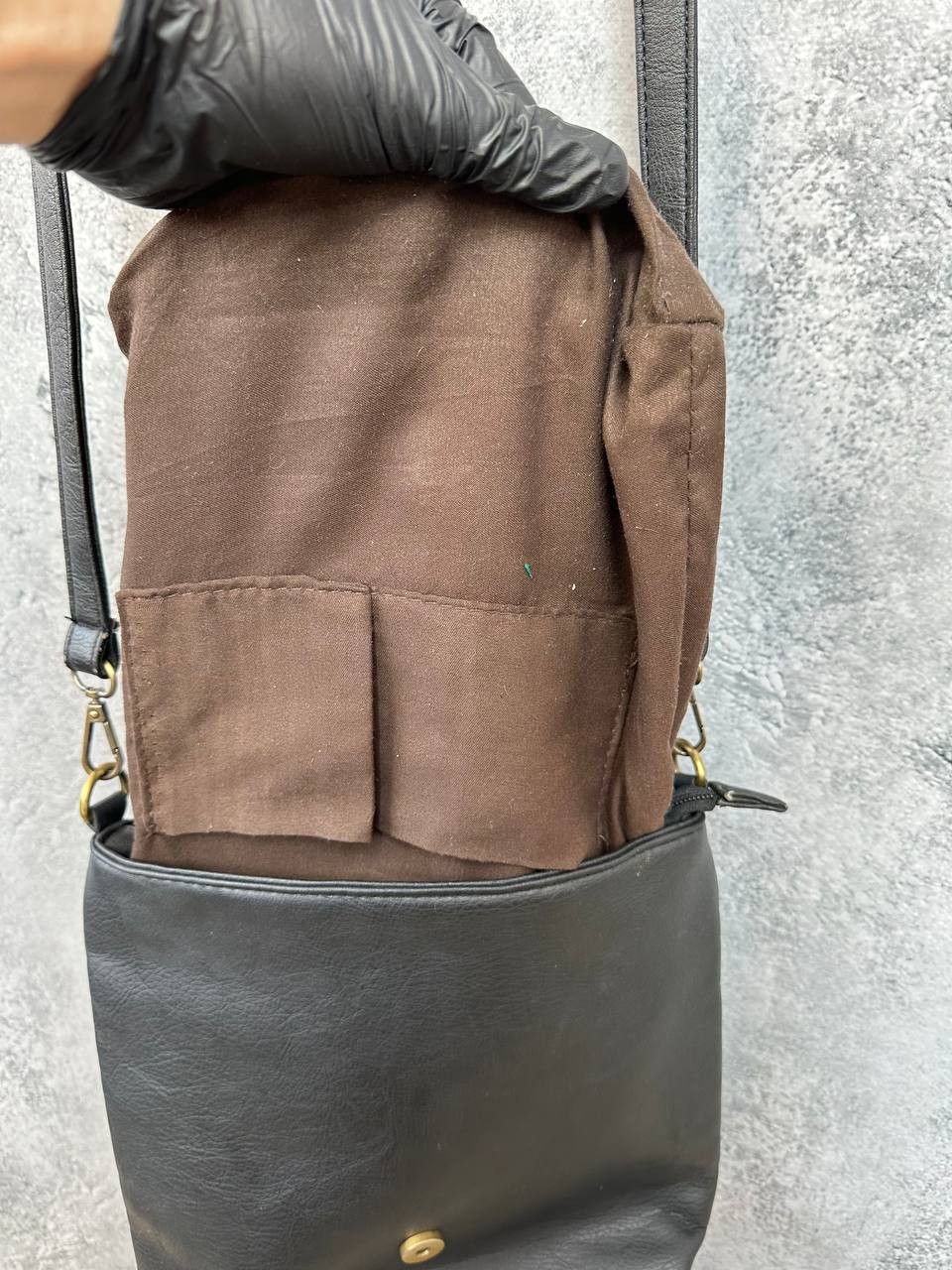 Leather Mulberry Black Leather Crossbody Bag with Brass Hardware Size ONE SIZE - 7 Thumbnail