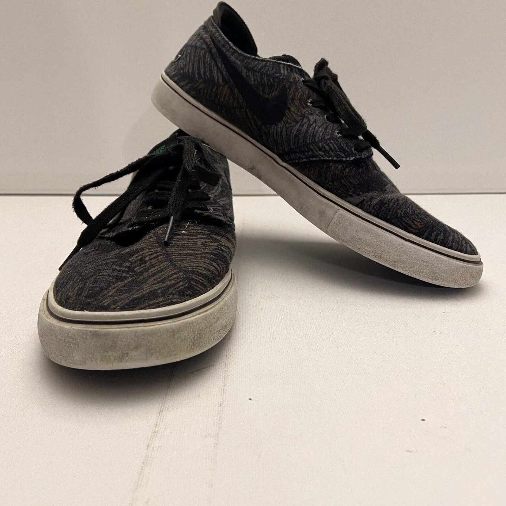 Nike Nike SB Zoom Stefan Janoski Premium Palm Leaves Sneaker Mens US 9 Green Size US 9 / EU 42 - 2 Thumbnail