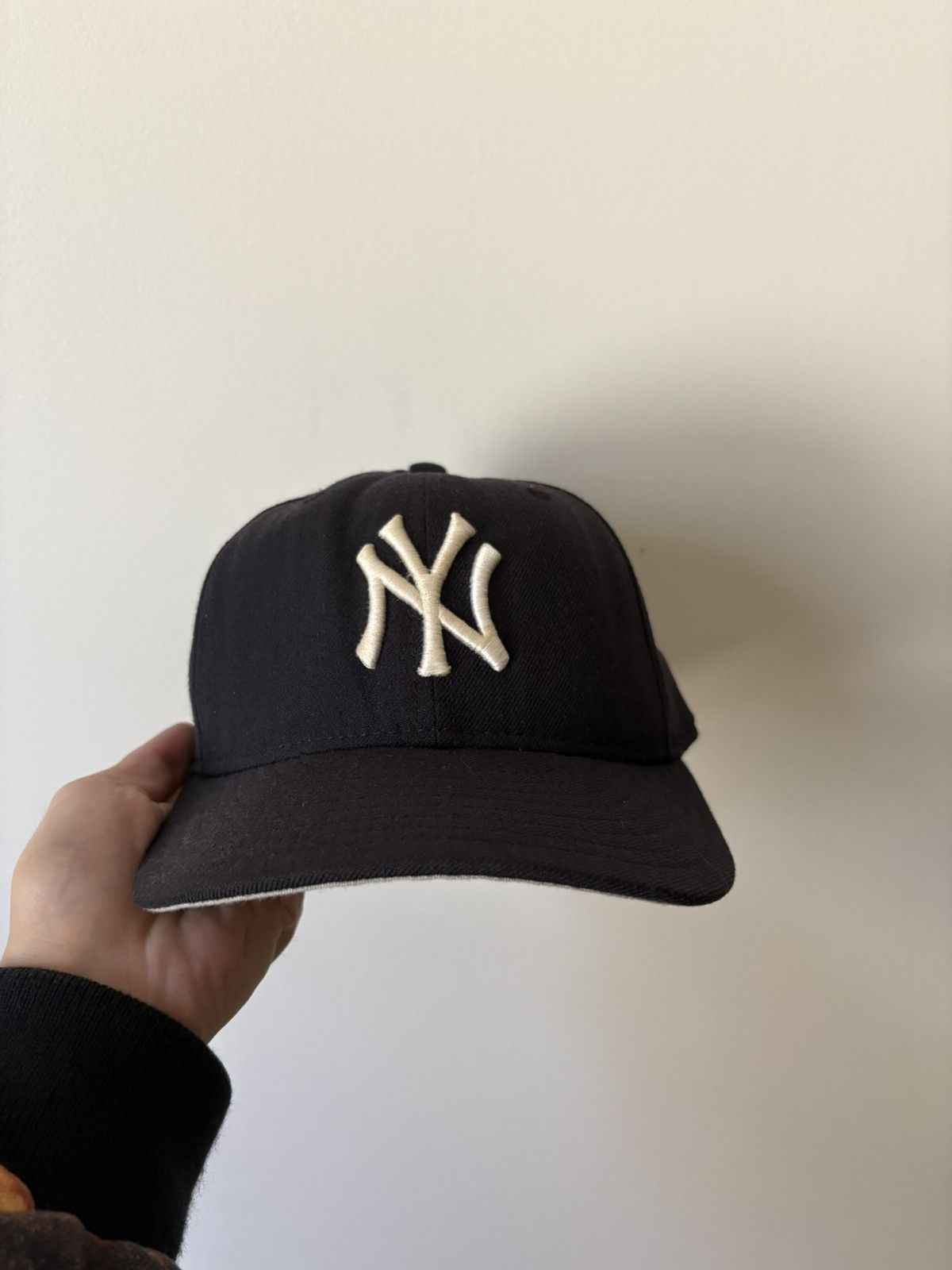 Supreme 90s New Era Yankees hat Size ONE SIZE - 2 Thumbnail