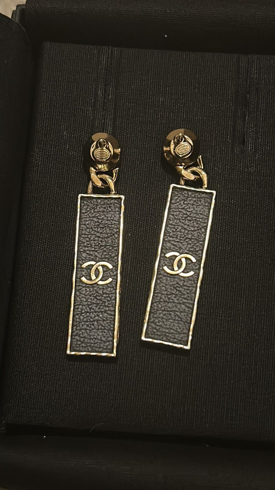 Chanel Chanel Logo Rectangle Plate Earring Size ONE SIZE - 3 Thumbnail