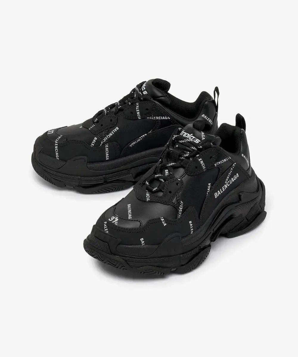 Balenciaga o1w1db10625 Triple S Sneakers Allover Logo in Black Size US 5 / IT 35 - 2 Thumbnail