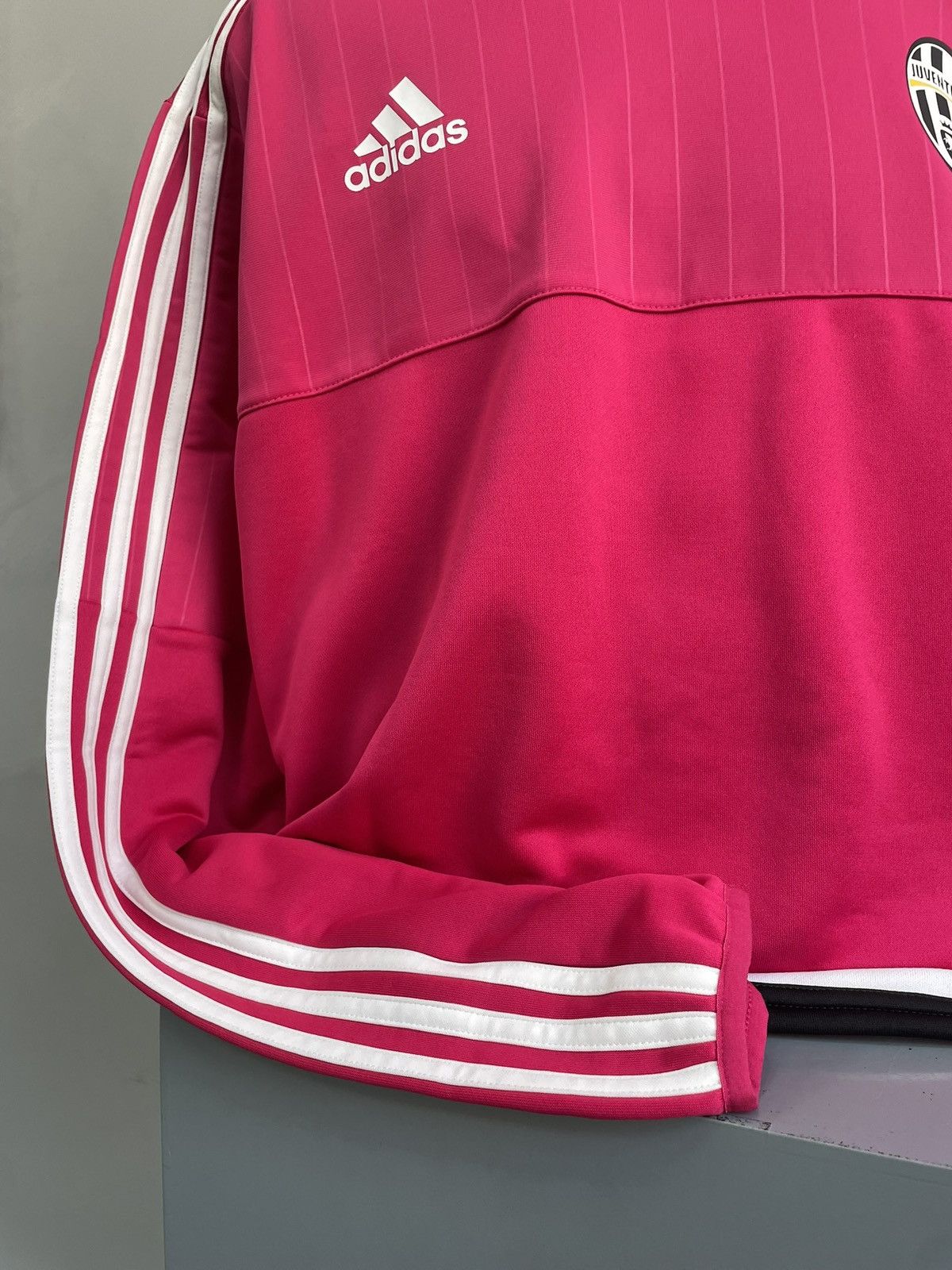 Adidas Adidas FC Juventus pink training sweatshirt CR7 y2k drake Size US XL / EU 56 / 4 - 7 Thumbnail