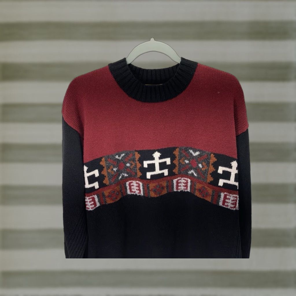 Vintage VINTAGE Aztec Tribal Sweater Men Size Large Black Long Sleeve Cotton Pullover VTG 1999 Mens Large Black Cotton Geometric 1990s Size US L / EU 52-54 / 3 - 1 Thumbnail