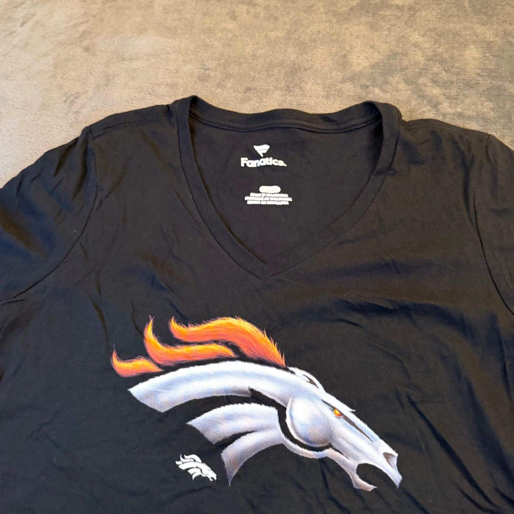 Vintage Fanatics Denver Broncos V-Neck T-Shirt Black NFL Football Womens Small Size S / US 4 / IT 40 - 2 Thumbnail