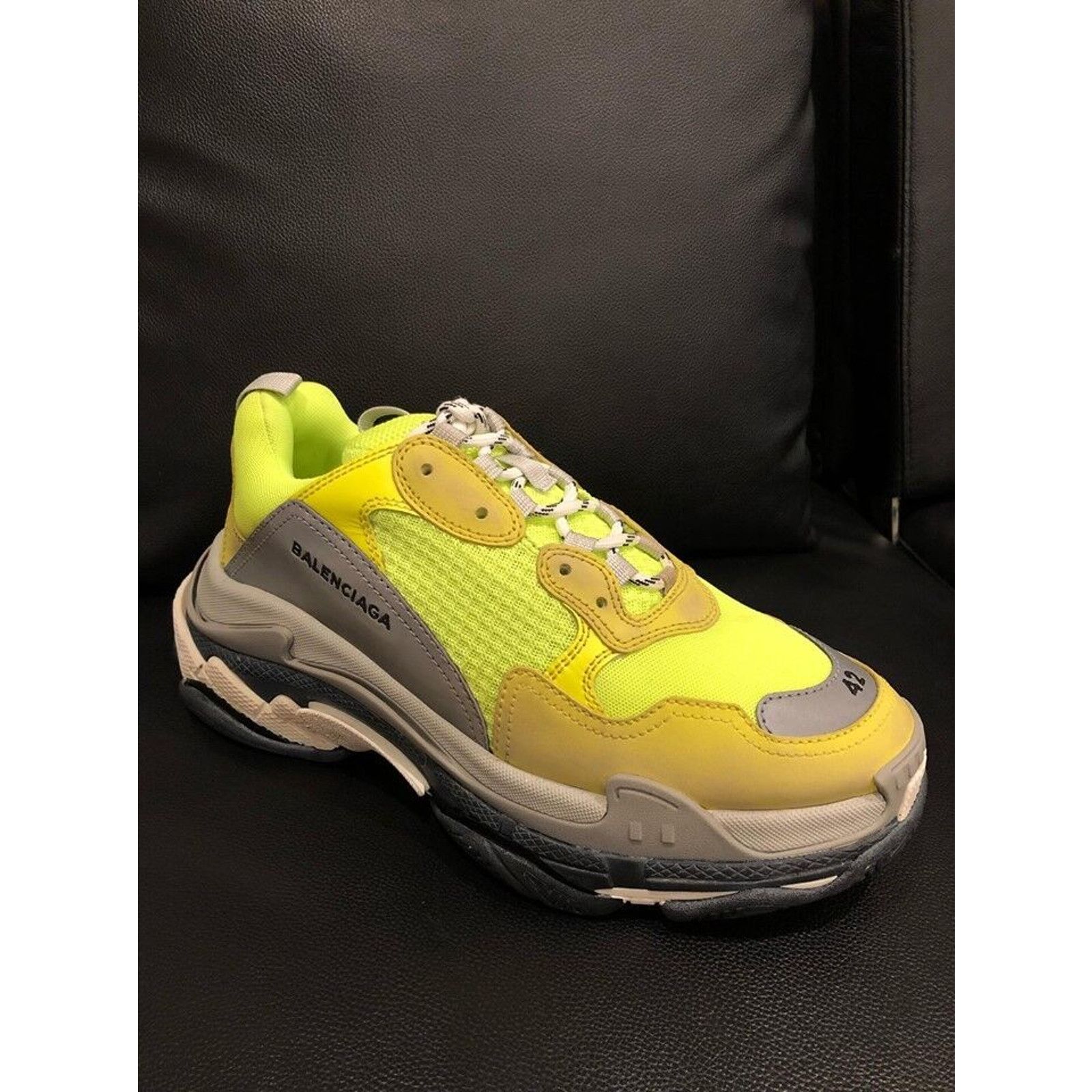 Balenciaga Balenciaga Triple S Sneaker Neon Yellow Grey Speed Size US 9 / EU 42 - 5 Thumbnail