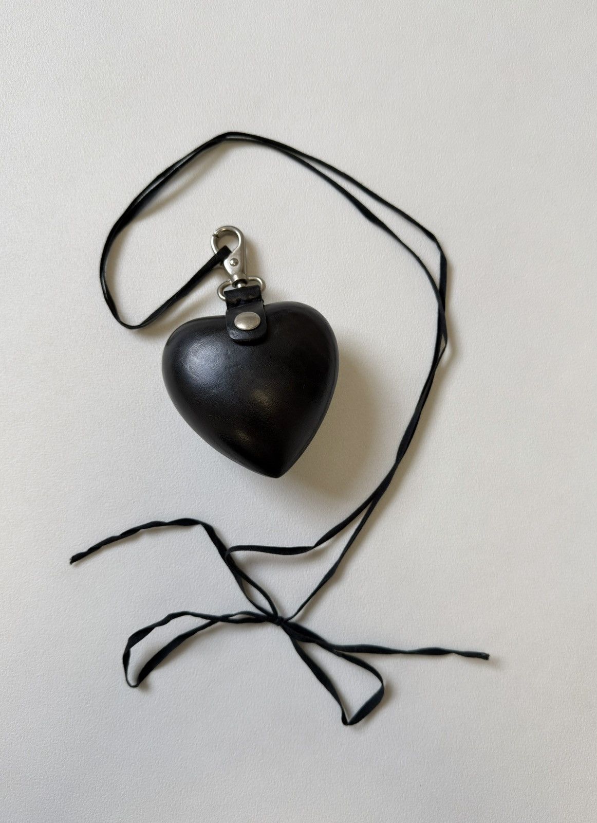 Ann Demeulemeester Black Leather Heart Shaped Locket Necklace Size ONE SIZE - 18 Thumbnail
