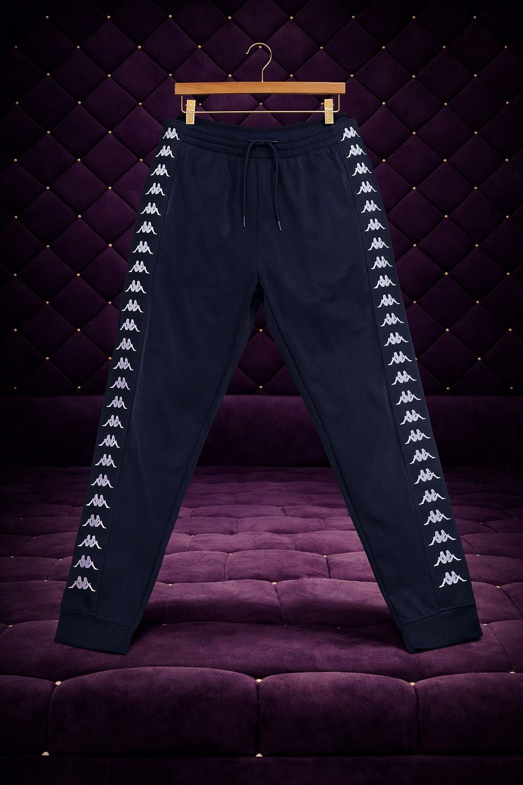 Kappa KAPPA 222 BANDA OMINI LOGO TAPE TRACK PANTS Size US 32 / EU 48 - 1 Preview