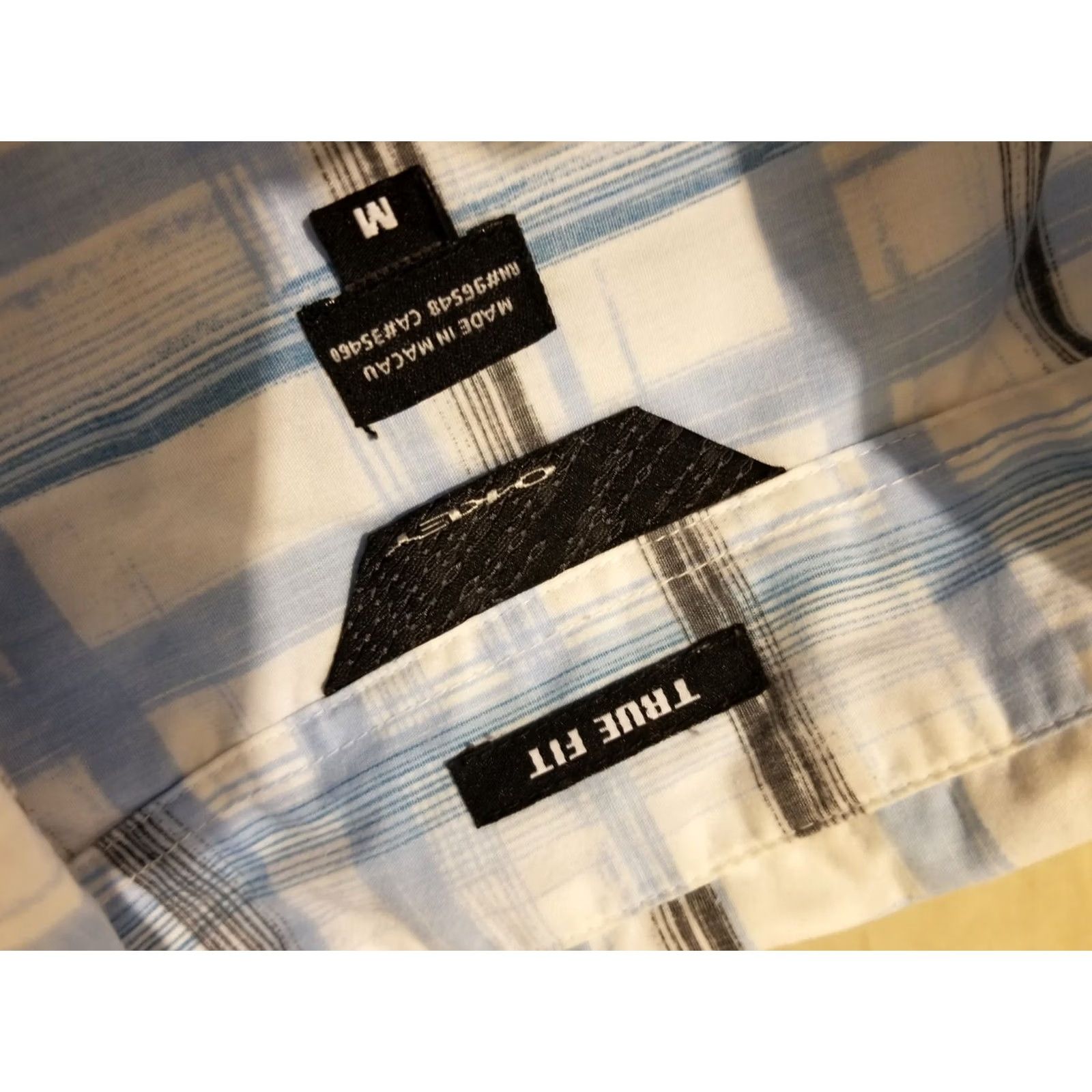 Oakley Oakley Dress Shirt Mens M Blue Short Sleeve Button-Up Shirt Size 40R - 4 Thumbnail
