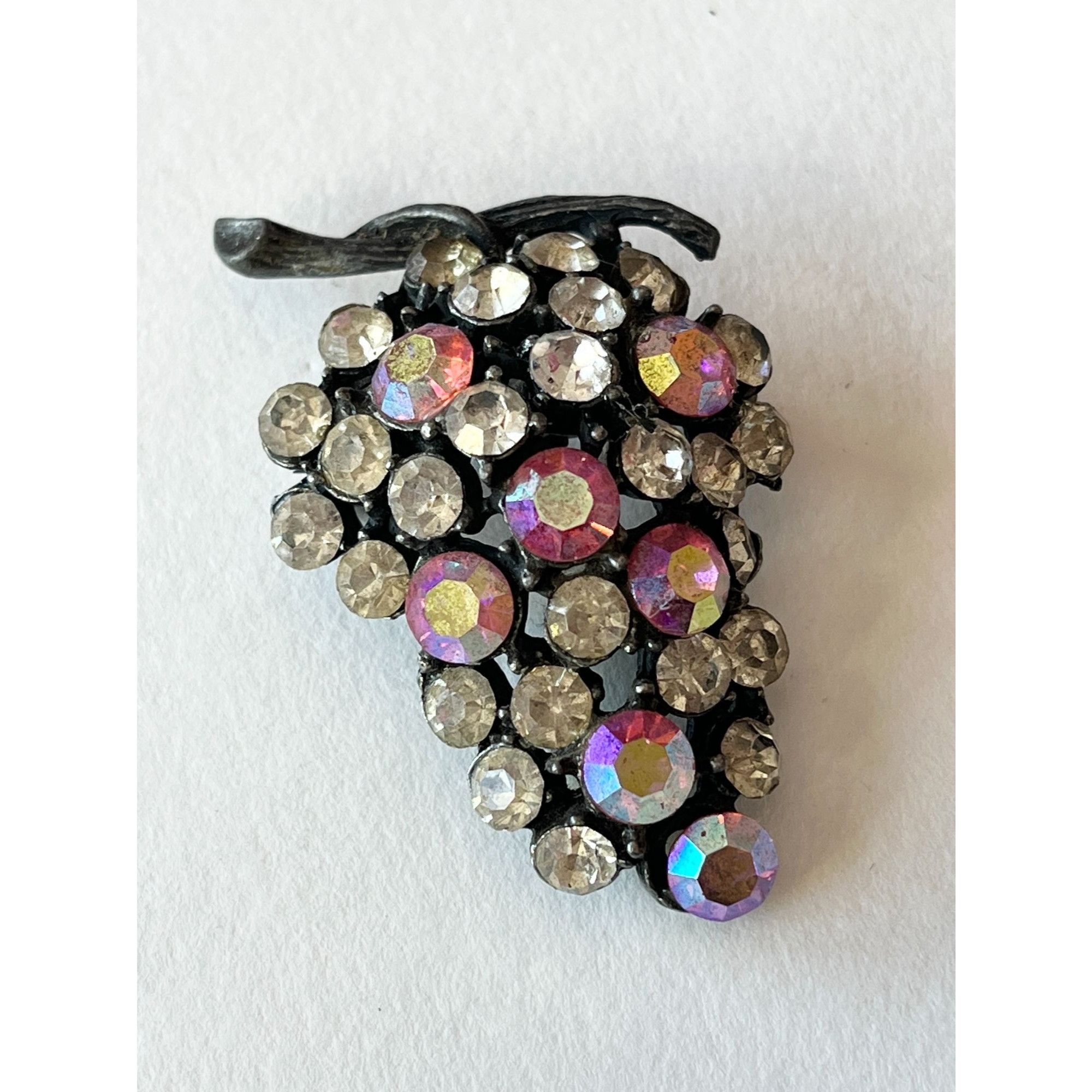 Vintage Vintage Rhinestone Grape Fruit Brooch Pin Size ONE SIZE - 1 Thumbnail