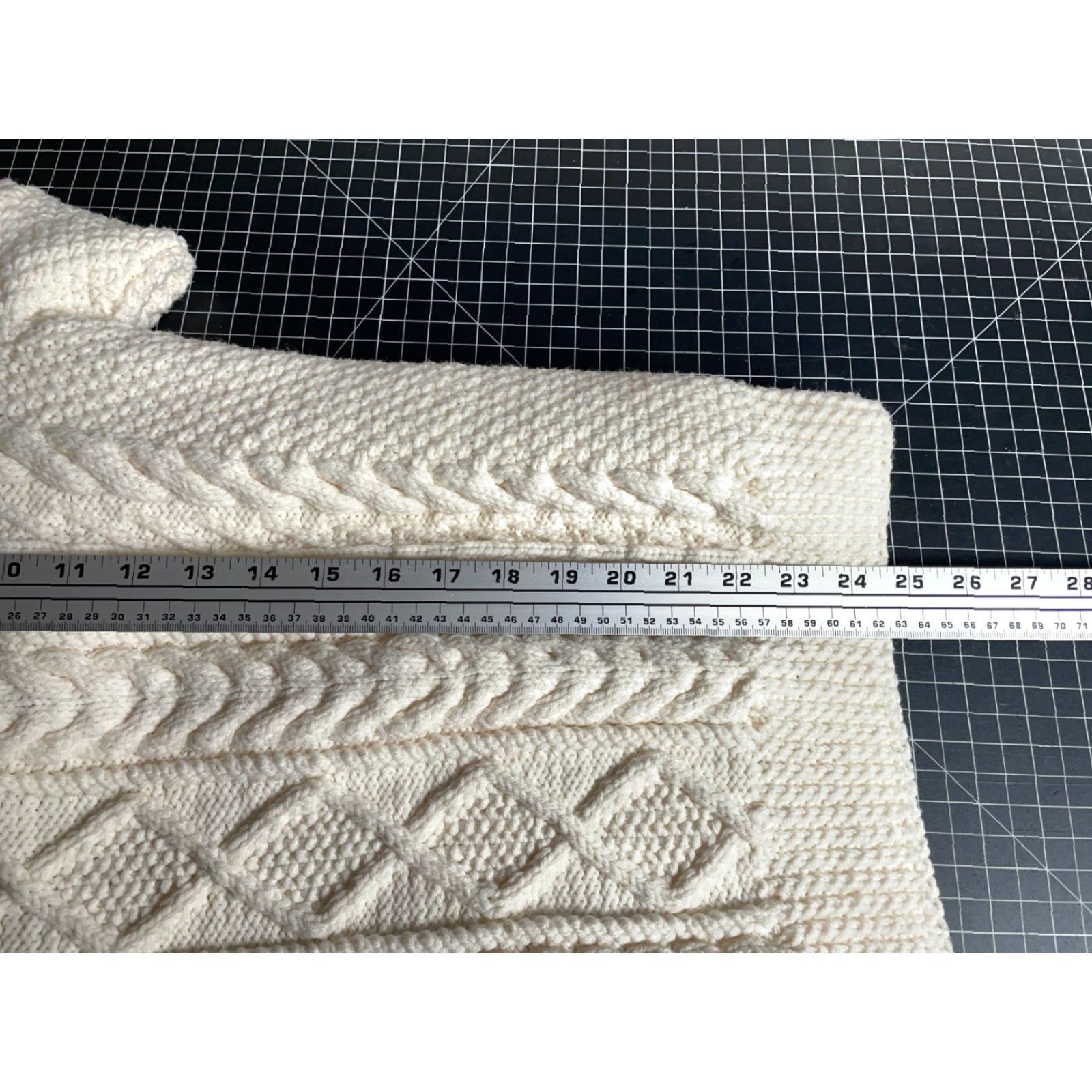 Vintage VINTAGE 70s Wool Cable Knit Sweater Men's XL Ivory Crew Neck Pullover Classic Preppy Retro Warmth Mens Size US XL / EU 56 / 4 - 5 Thumbnail