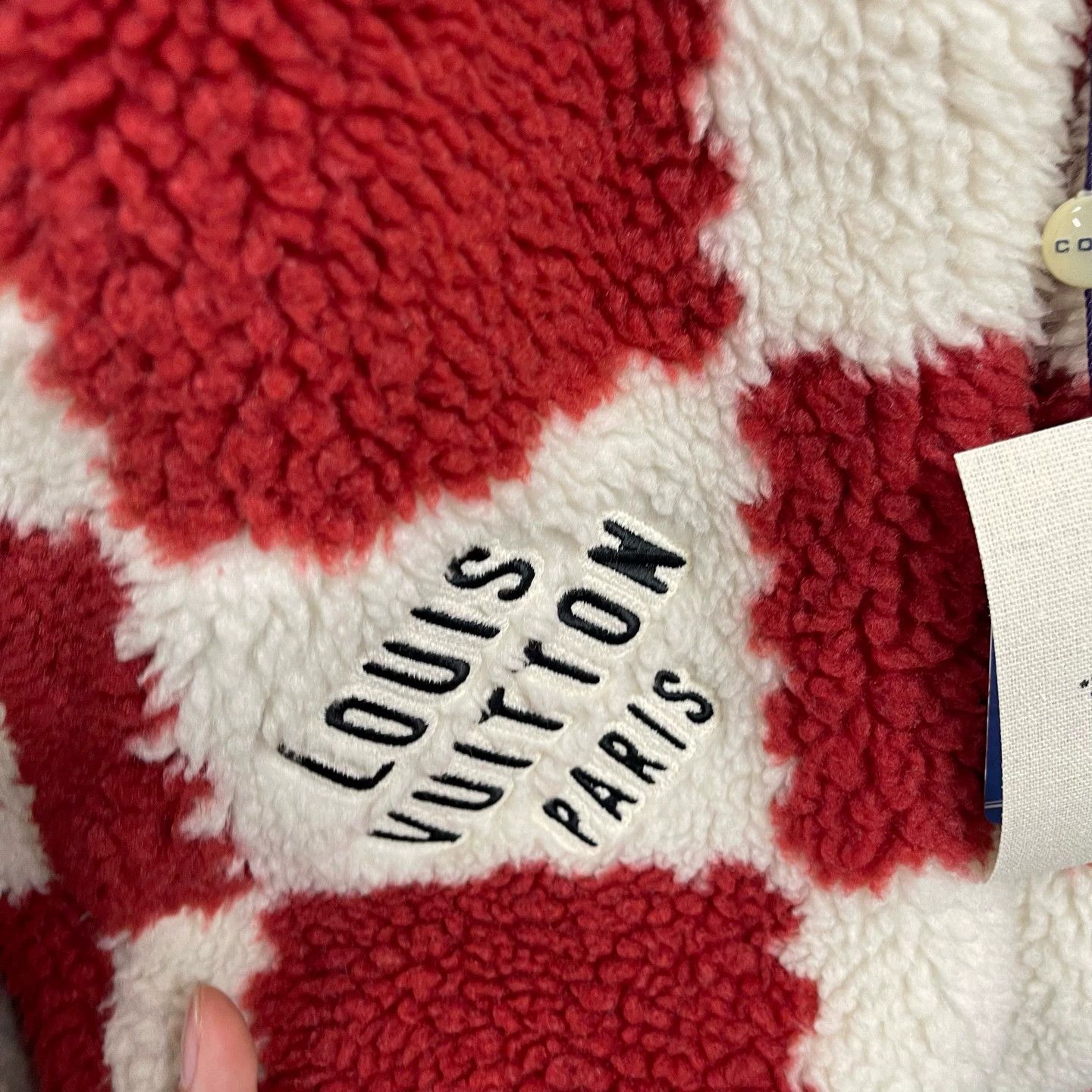 Louis Vuitton LV #10742 Red Monogram Fleece Jacket XL 99 New Size US XL / EU 56 / 4 - 6 Thumbnail