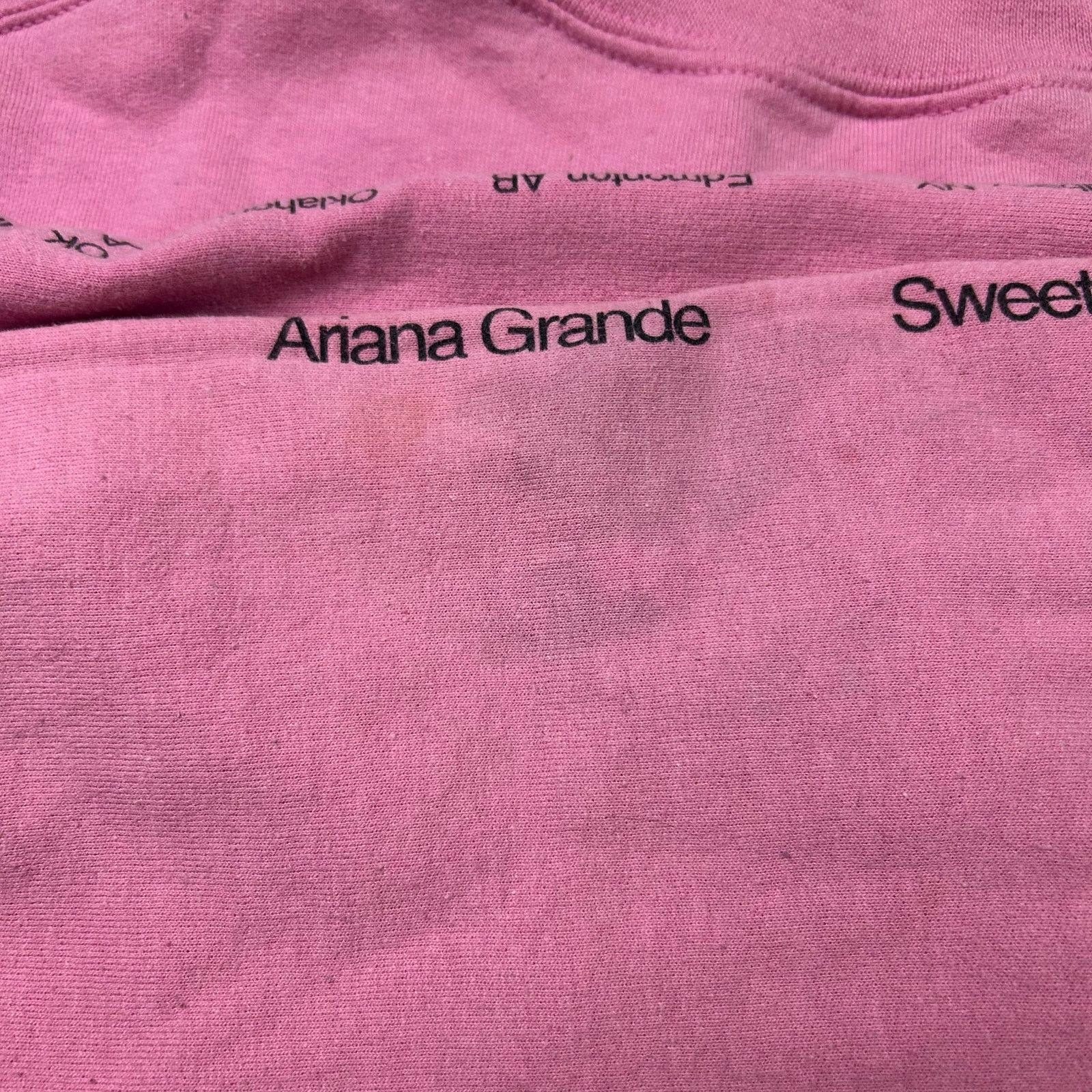 Band Tees Ariana Grande Sweetener Tour Crewneck Sweater Thank U Next Size US M / EU 48-50 / 2 - 5 Thumbnail