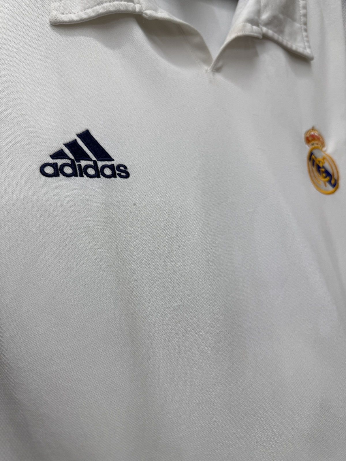 Vintage 🔥🔥🔥ARCHIVE VINTAGE ADIDAS REAL MADRID JERSEY Size US M / EU 48-50 / 2 - 8 Thumbnail
