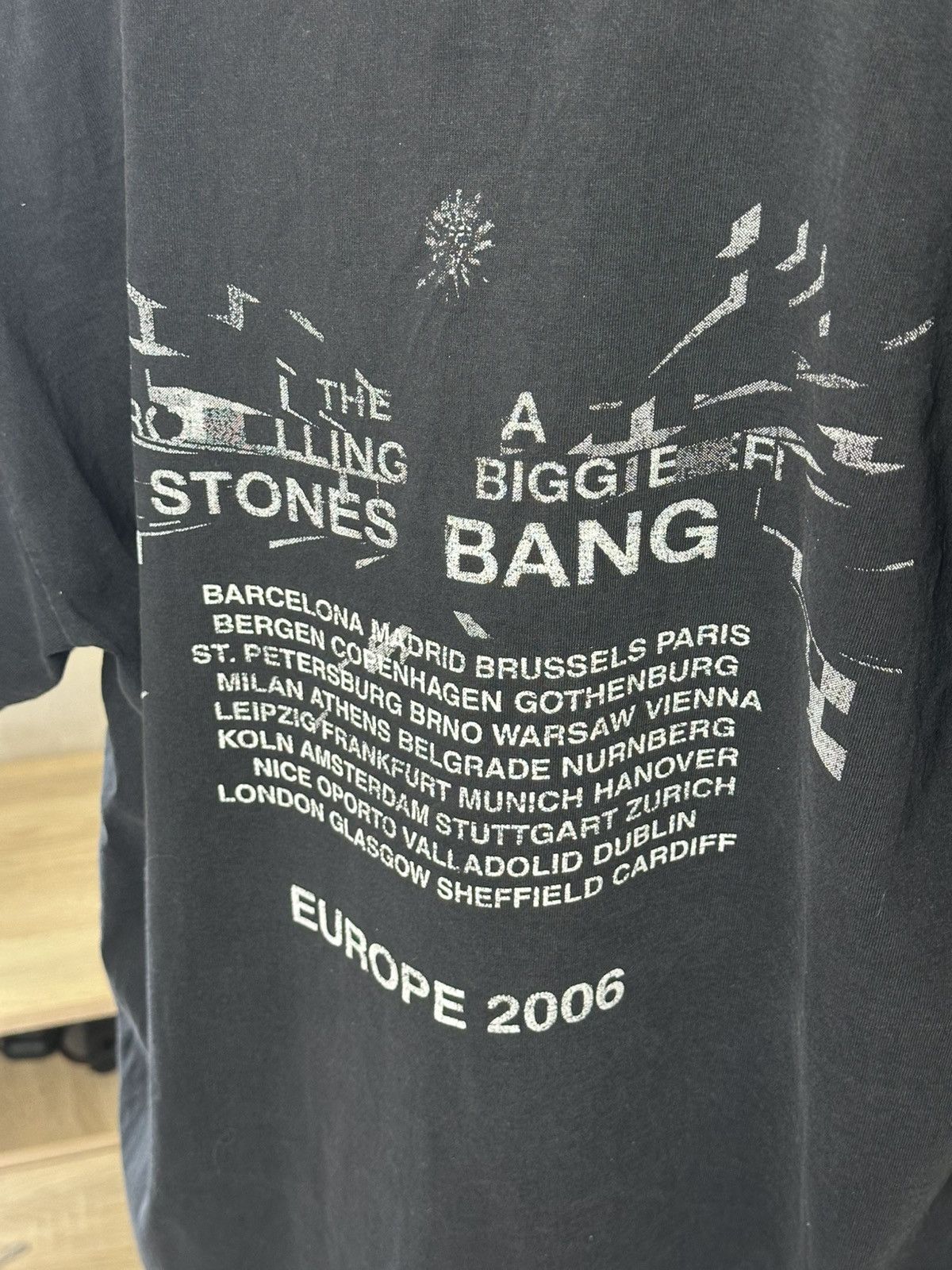 Band Tees 🔥 2006 Rolling Stones A Bigger Bang Tour Vintage Tee Shirt Size US L / EU 52-54 / 3 - 11 Thumbnail
