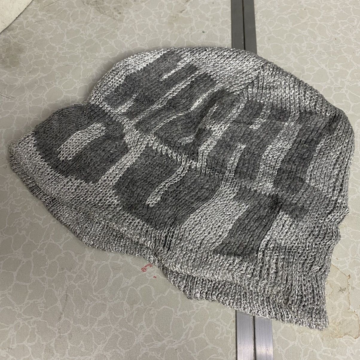 If Six Was Nine × Japanese Brand × Le Grande Bleu (L.G.B.) 2000s y2k gparty girls night out glitter beanie hats Size ONE SIZE - 4 Thumbnail