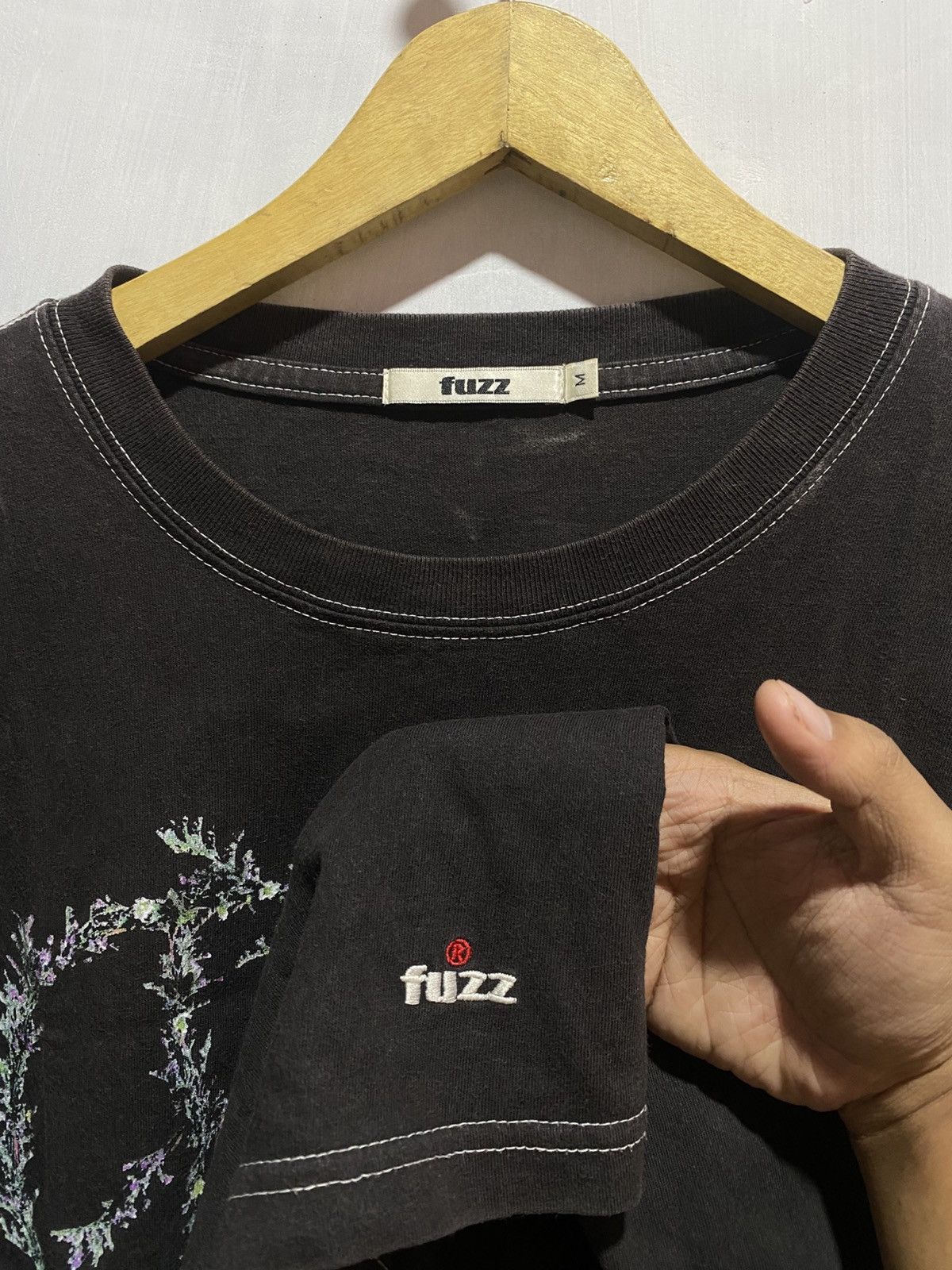 Vintage Fuzz streetwear butterfly & peace overwashed tshirt Size US L / EU 52-54 / 3 - 3 Thumbnail