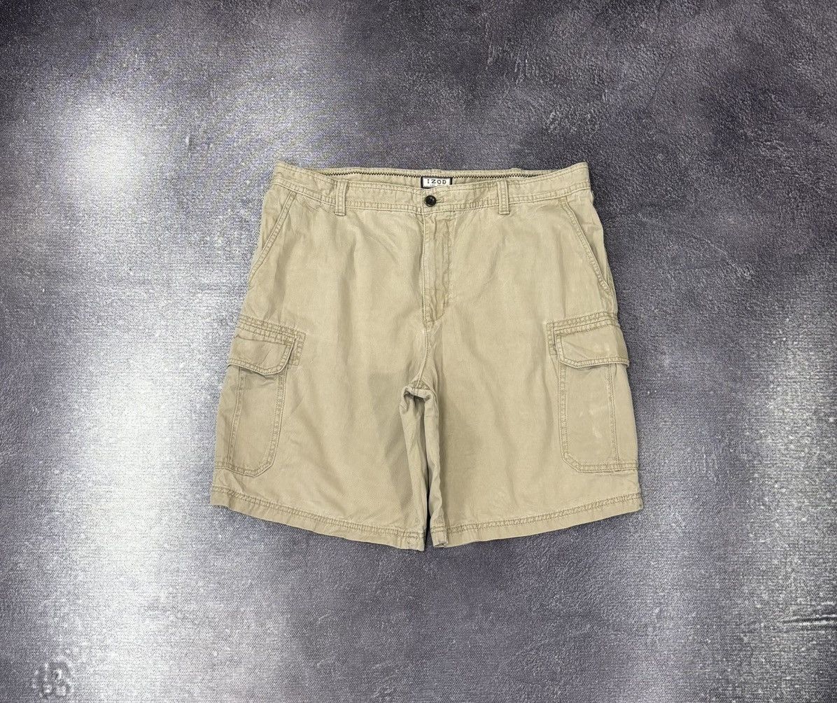 Izod Vintage IZOD Military Style Wide-Leg Y2K Hype Cargo Shorts Size US 38 / EU 54 - 1 Thumbnail