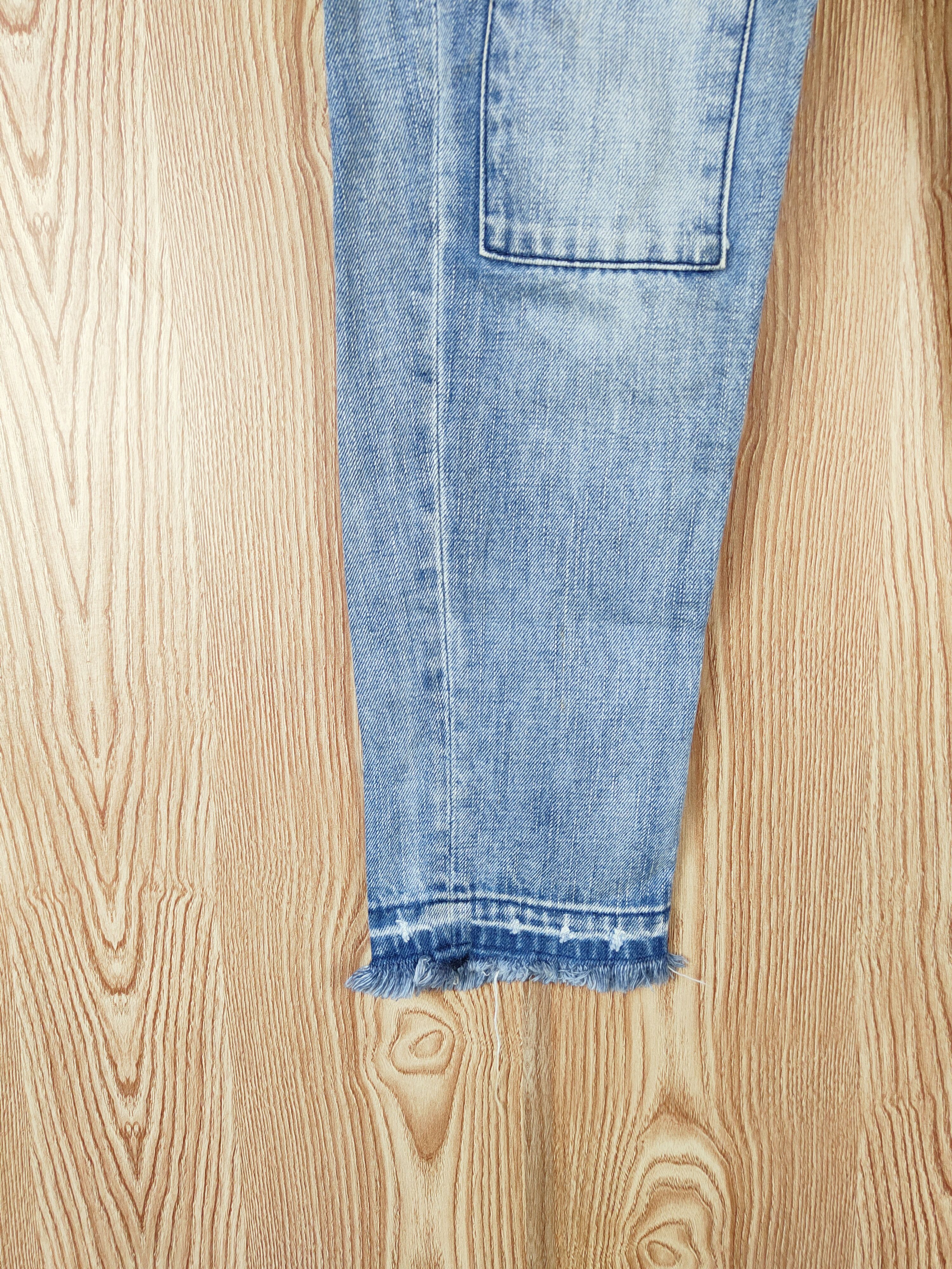 Japanese Brand OZOC Blue patchwork Distressed Ripped Jeans #W601 Size 30" / US 8 / IT 44 - 4 Thumbnail