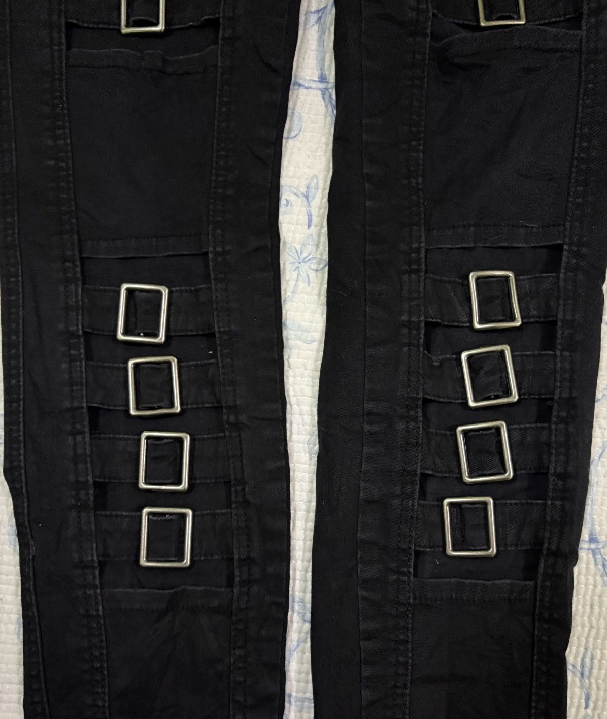 Other Royal Bones Streetwear Distressed Denim Size US 31 - 18 Thumbnail