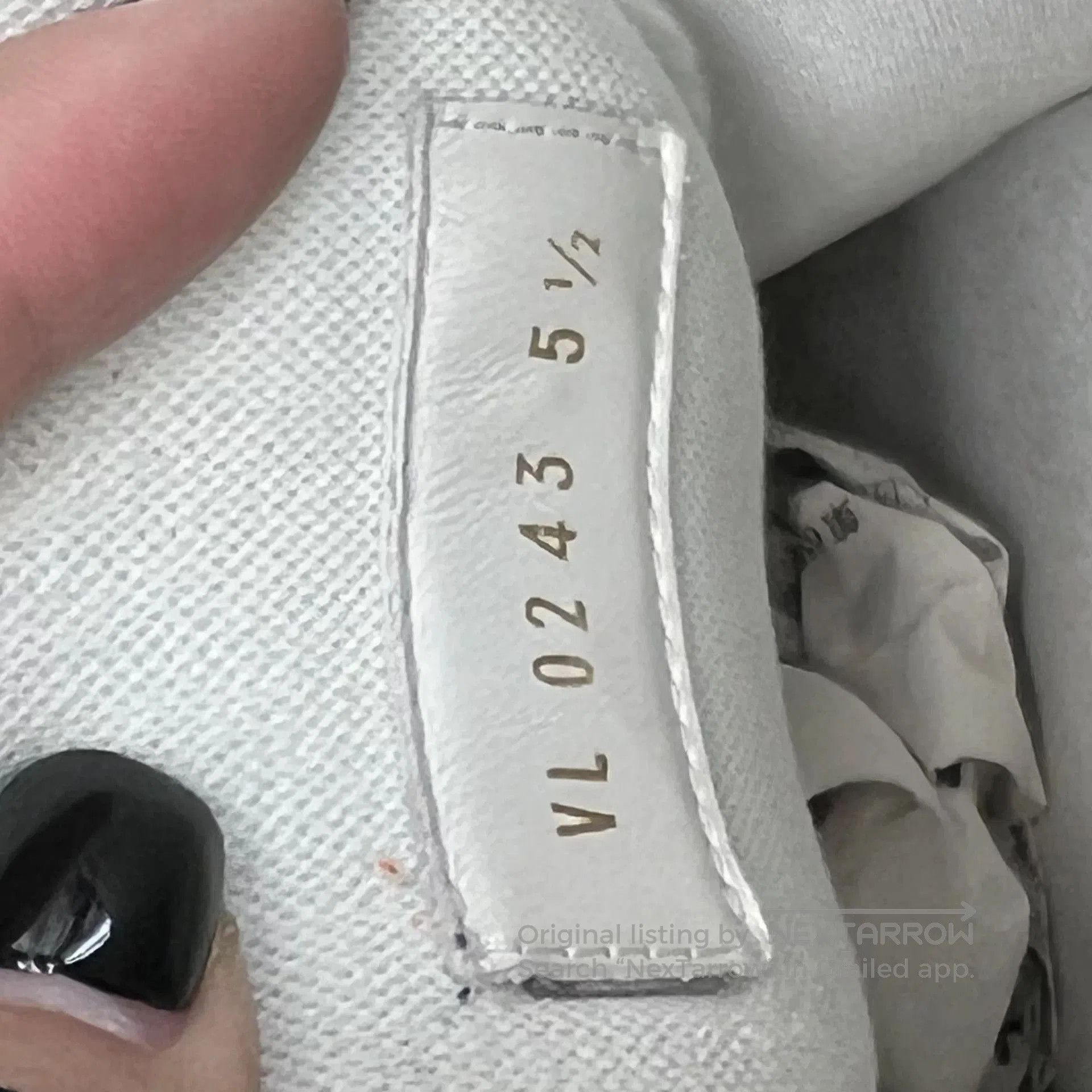 Louis Vuitton Orange Low-Top Sneakers with Colorful Accents Size 6.5. Size US 6.5 / EU 39-40 - 8 Thumbnail