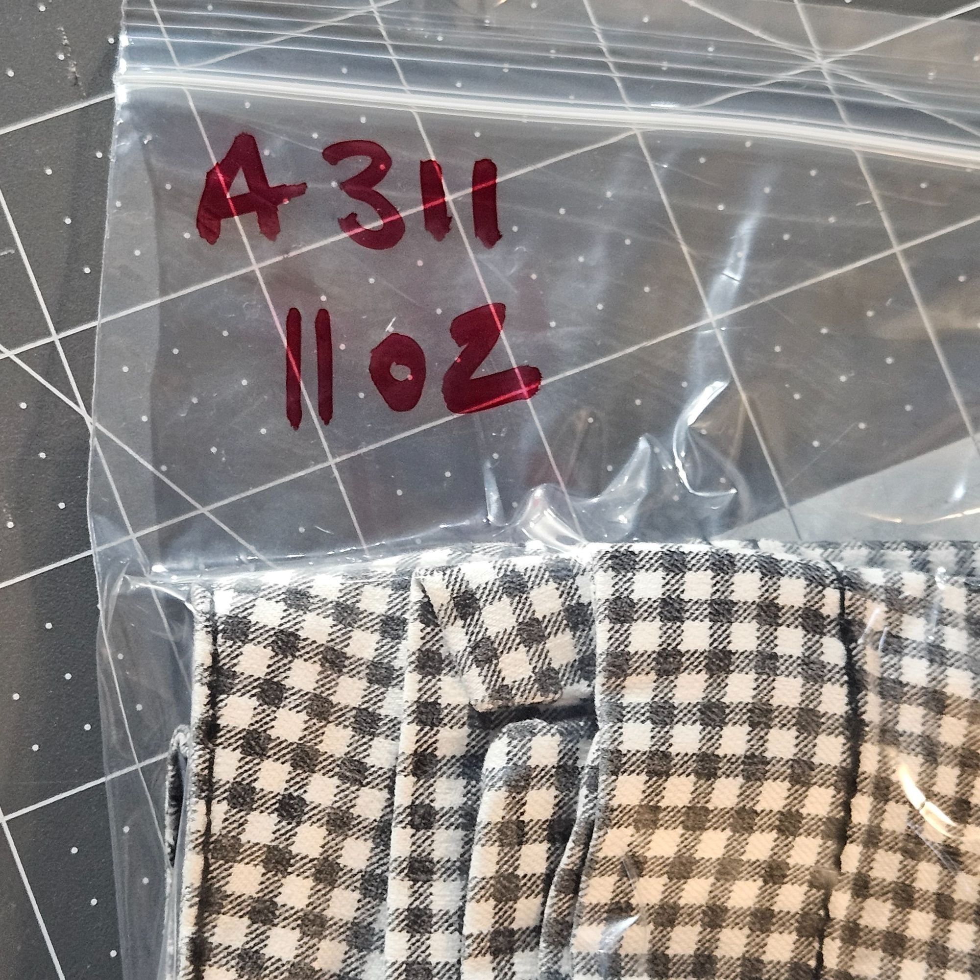 Other Artisan NY Womens Gingham Shorts 16 Black White Preppy Cotta Size 38" / US 16 / IT 52 - 13 Thumbnail